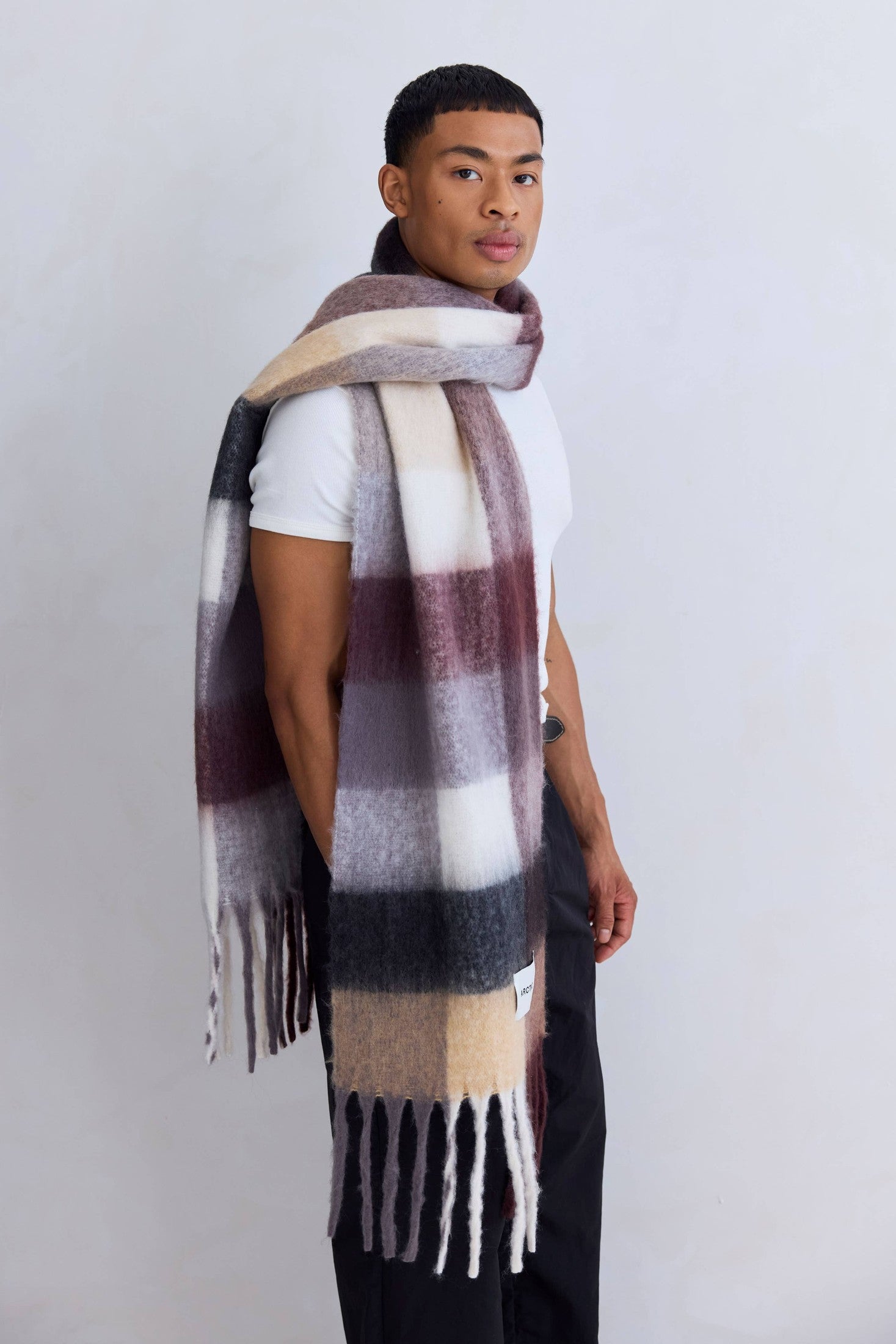 Arctic Fox & Co. - North America - The Reykjavik Scarf - 100% Recycled - Purple/Brown - FW25