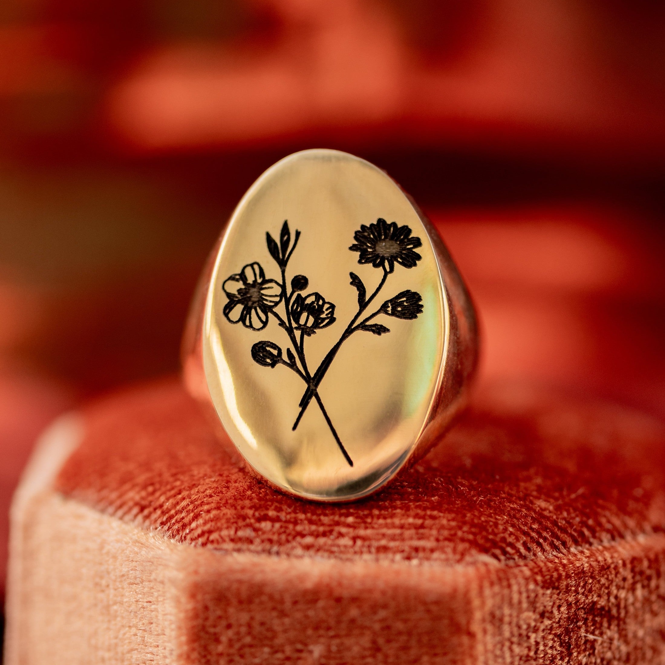 Bloom Signet Ring Muduvadi Rings