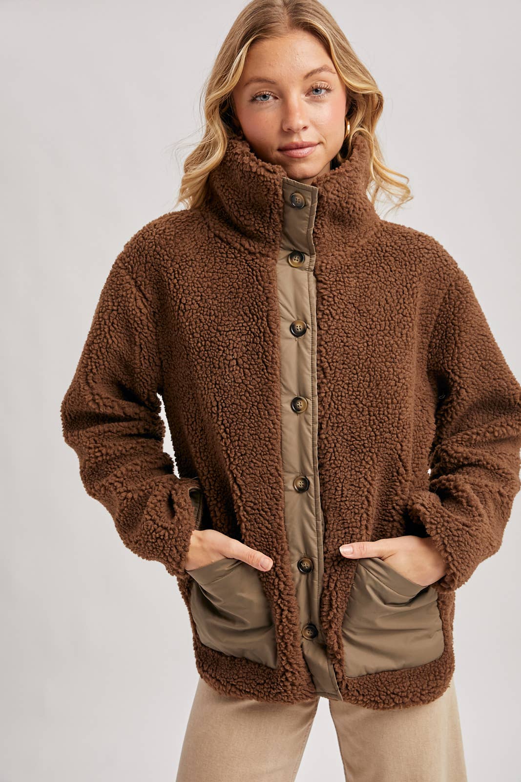 Bluivy - BUTTON DOWN CONTRAST FLEECE JACKET