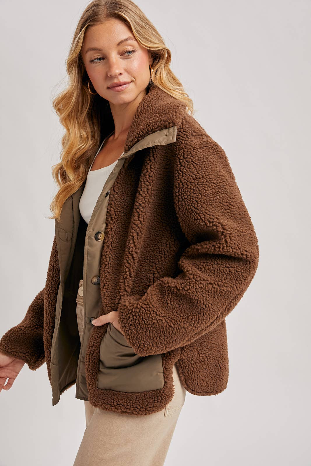 Bluivy - BUTTON DOWN CONTRAST FLEECE JACKET