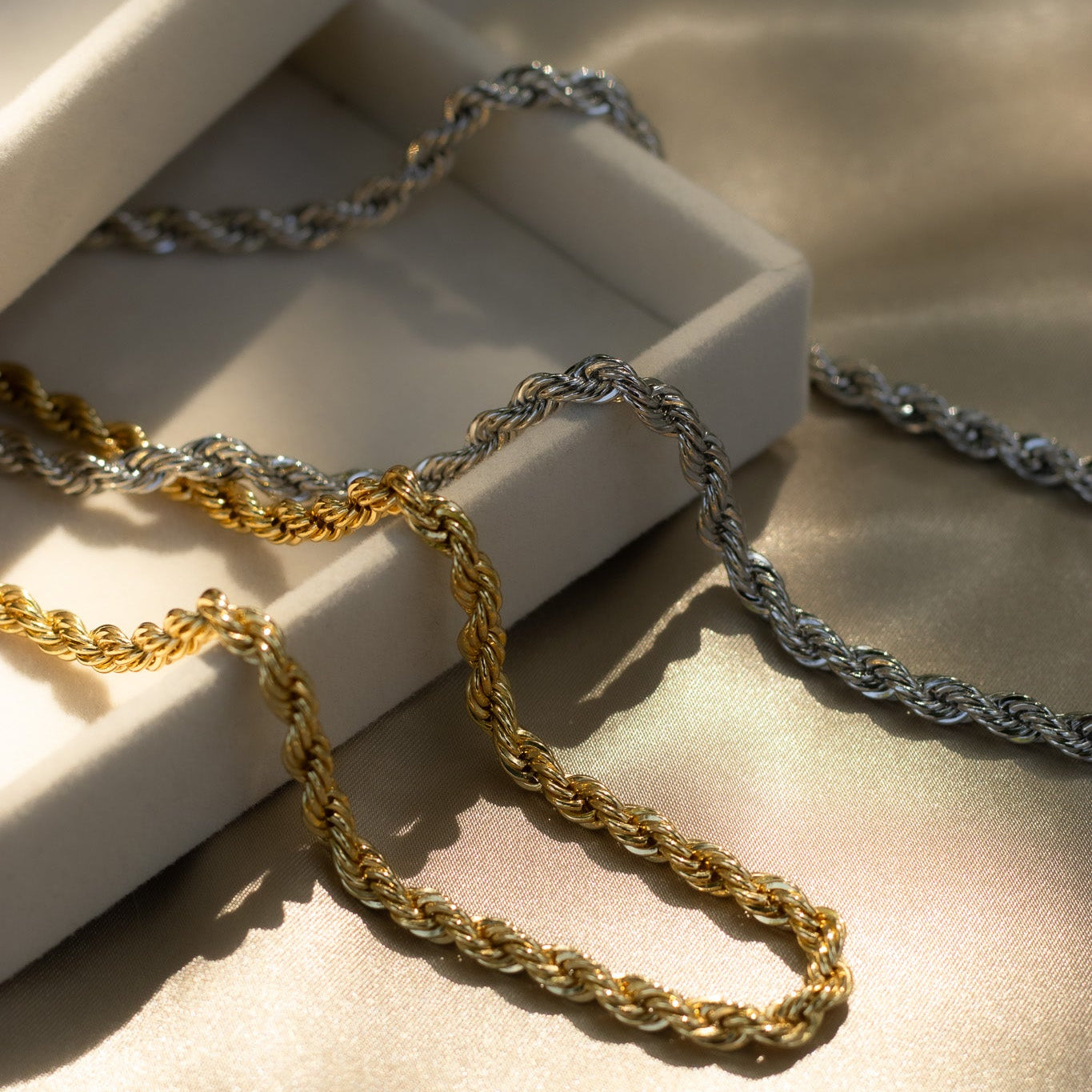 Charlie Rope Chain Necklace Necklaces