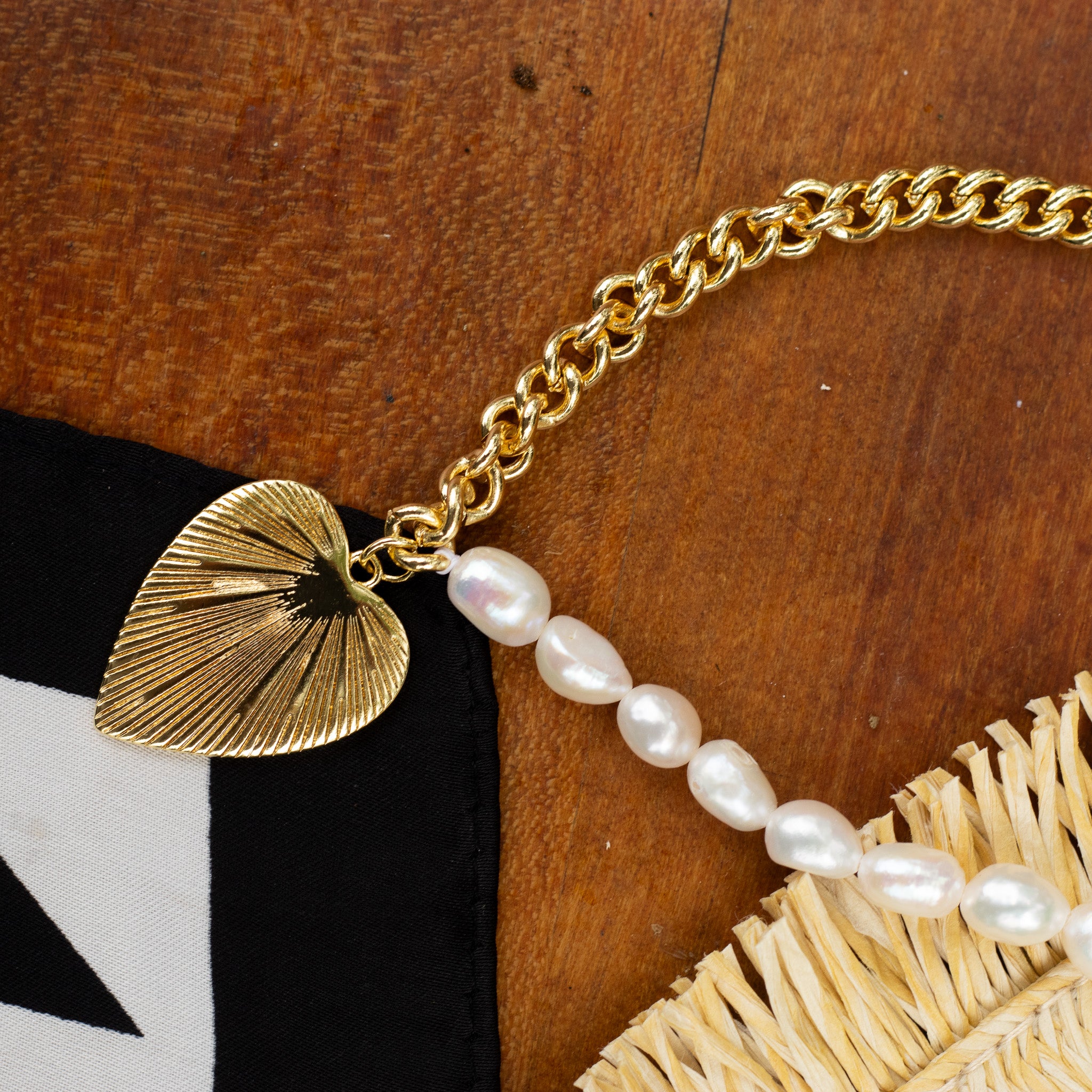 Chérie Pearl Necklace Necklaces