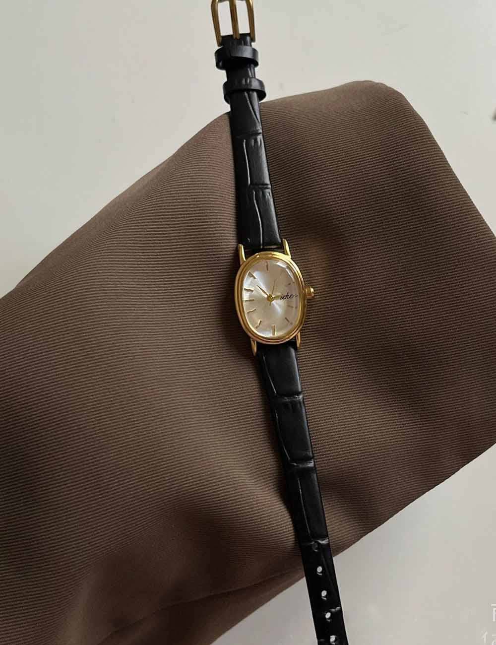 Dipped Shop - Elegant Small Oval Dial Leather Strap Quartz Watch MK2SSAS6W6JWA75