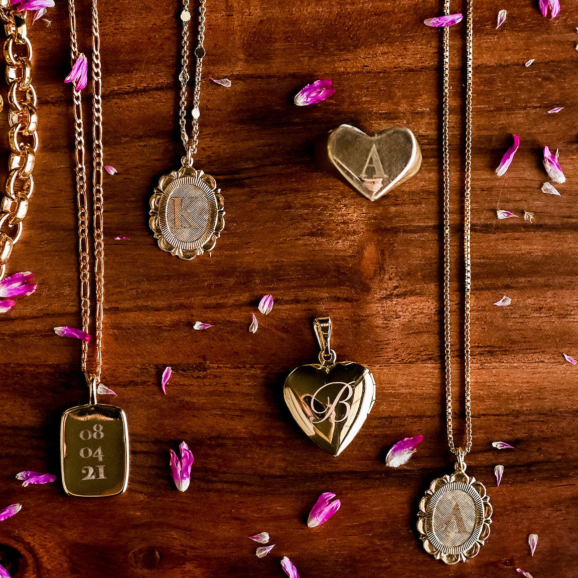 Scarlett Engraved Pendant Necklaces