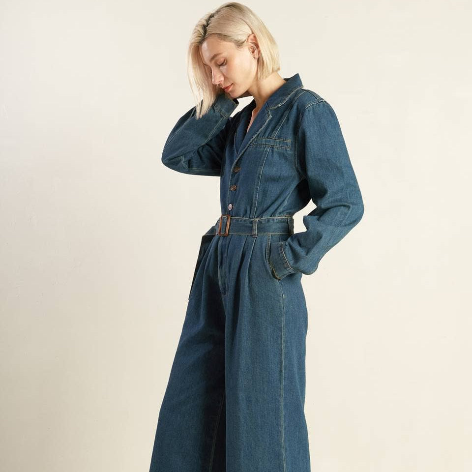 FLYING TOMATO - A washed denim jumpsuit - FP1381