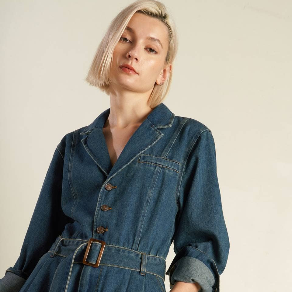 FLYING TOMATO - A washed denim jumpsuit - FP1381