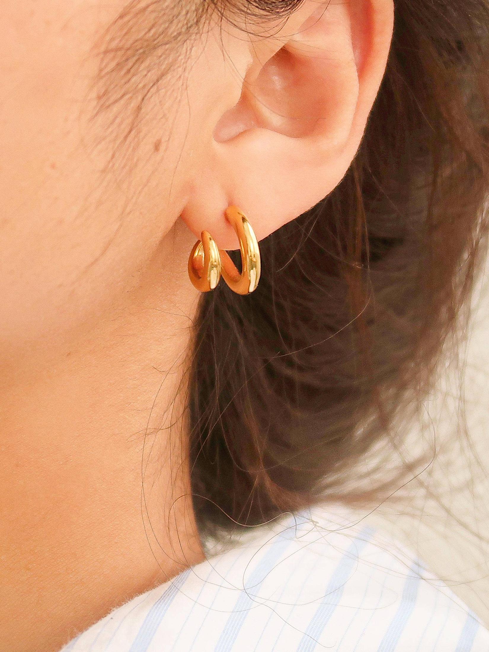 Flânerie by MAIQ - Maddison-Gold Non-Tarnish Double C Hoop Earring
