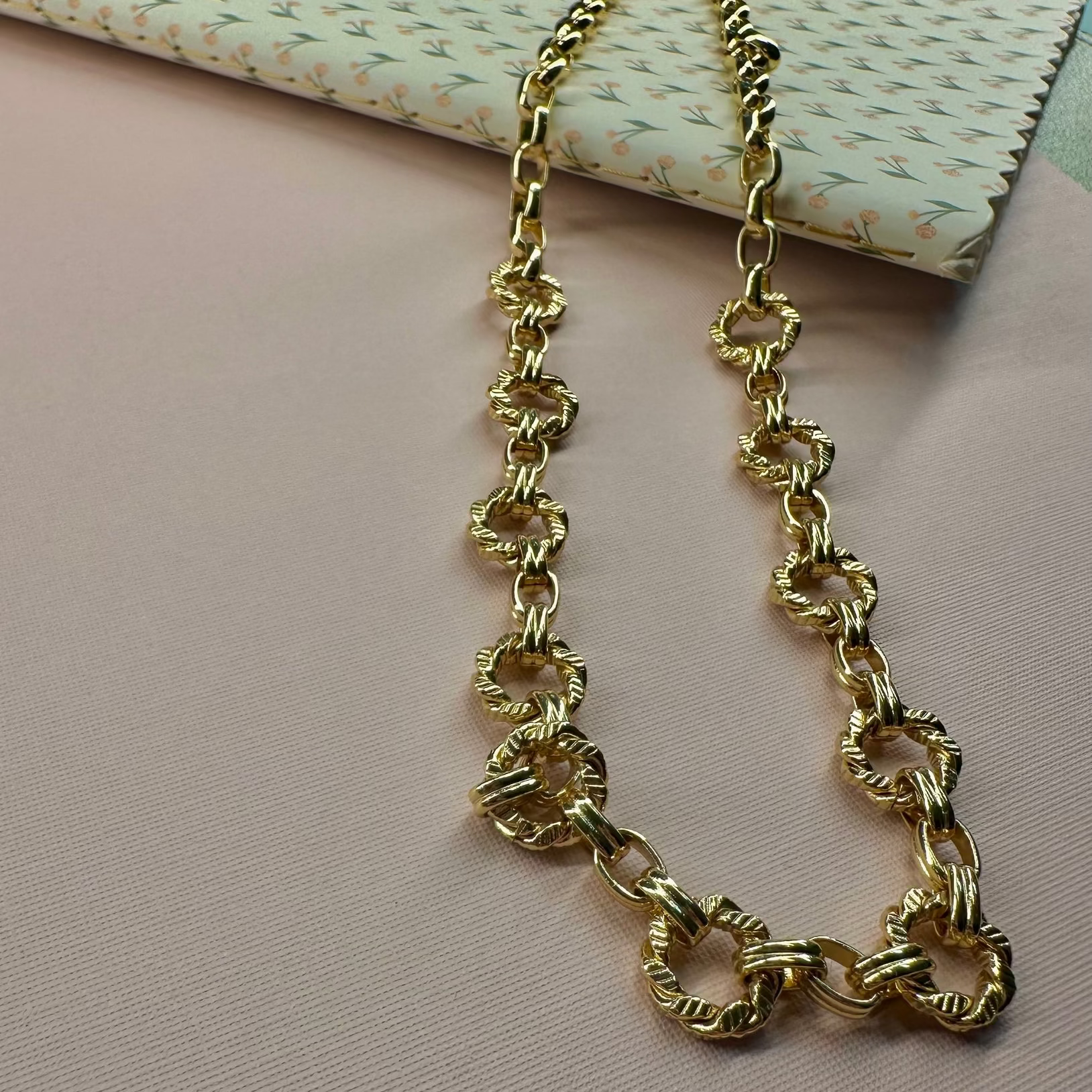 Gold Twist Necklace Necklaces