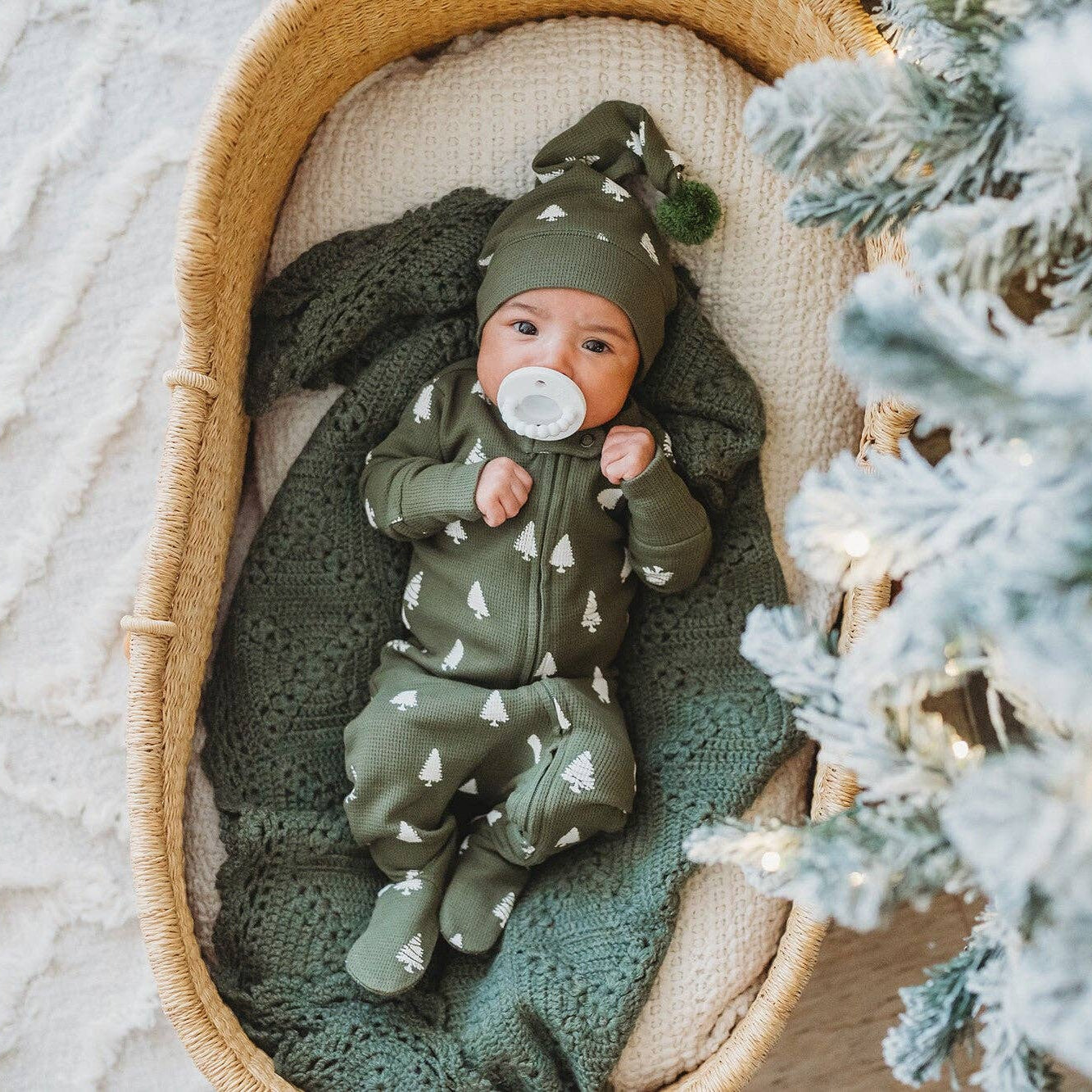 L'ovedbaby - Frosty Pine | Holiday Thermal Zipper Footie & Cap Set