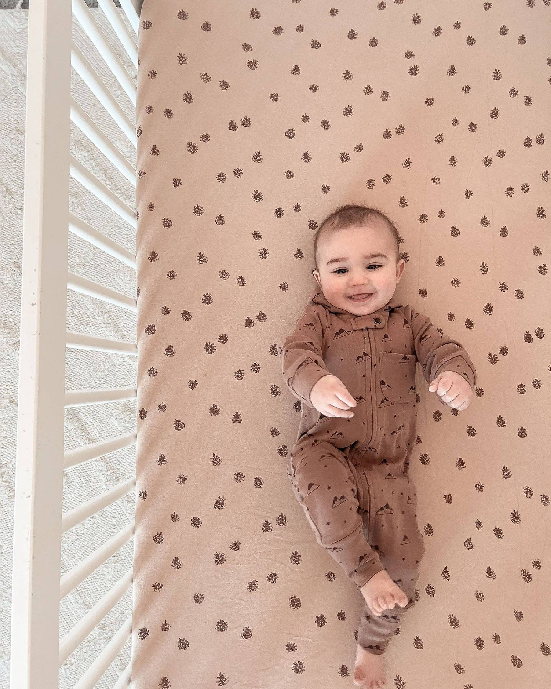 L'ovedbaby - Latte Mountain | Organic Zipper Romper