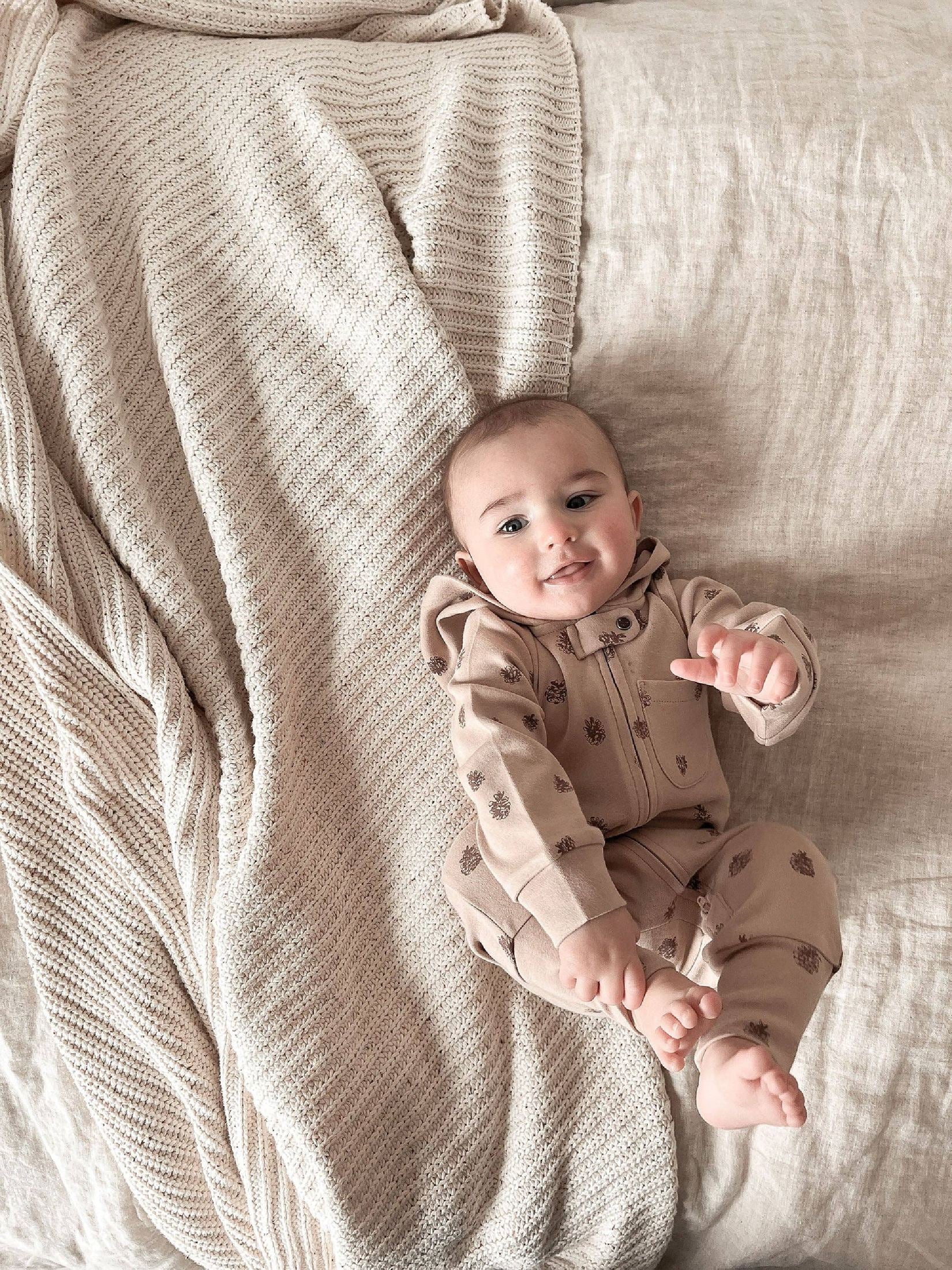 L'ovedbaby - Oatmeal Pinecone | Organic Zipper Romper