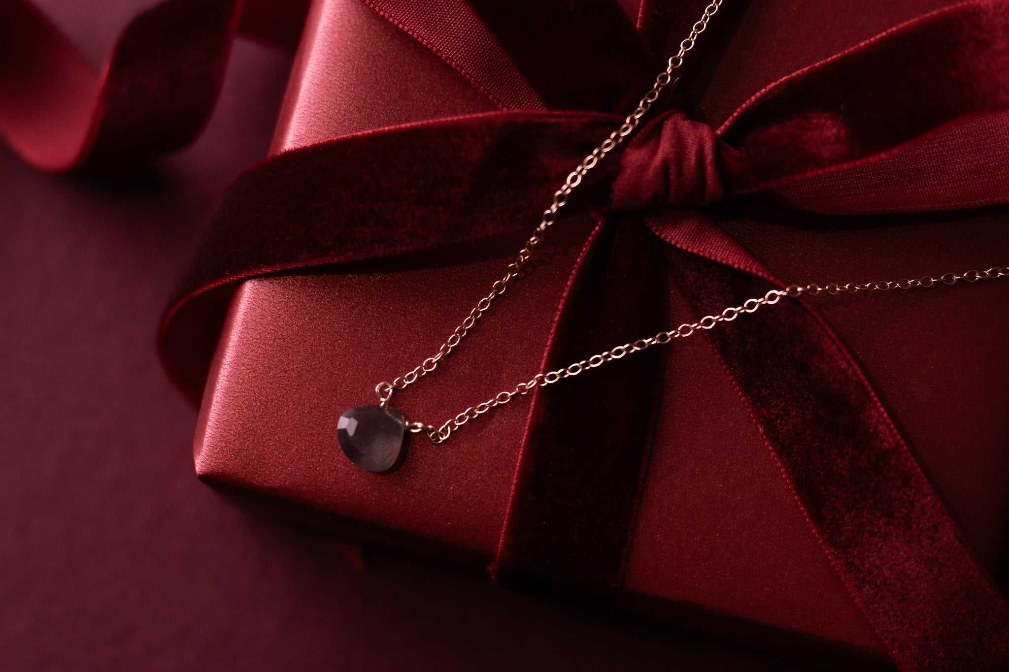 Labradorite Drop Necklace Necklaces