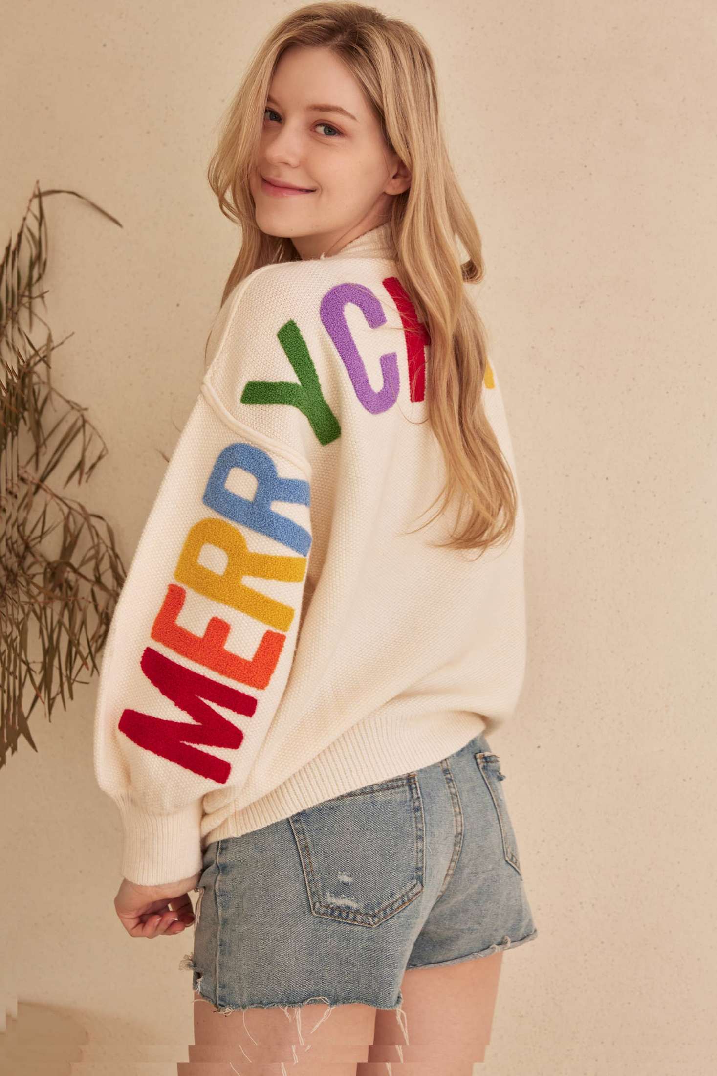 Mello. - OVERSIZE Christmas Sweater with Lettering