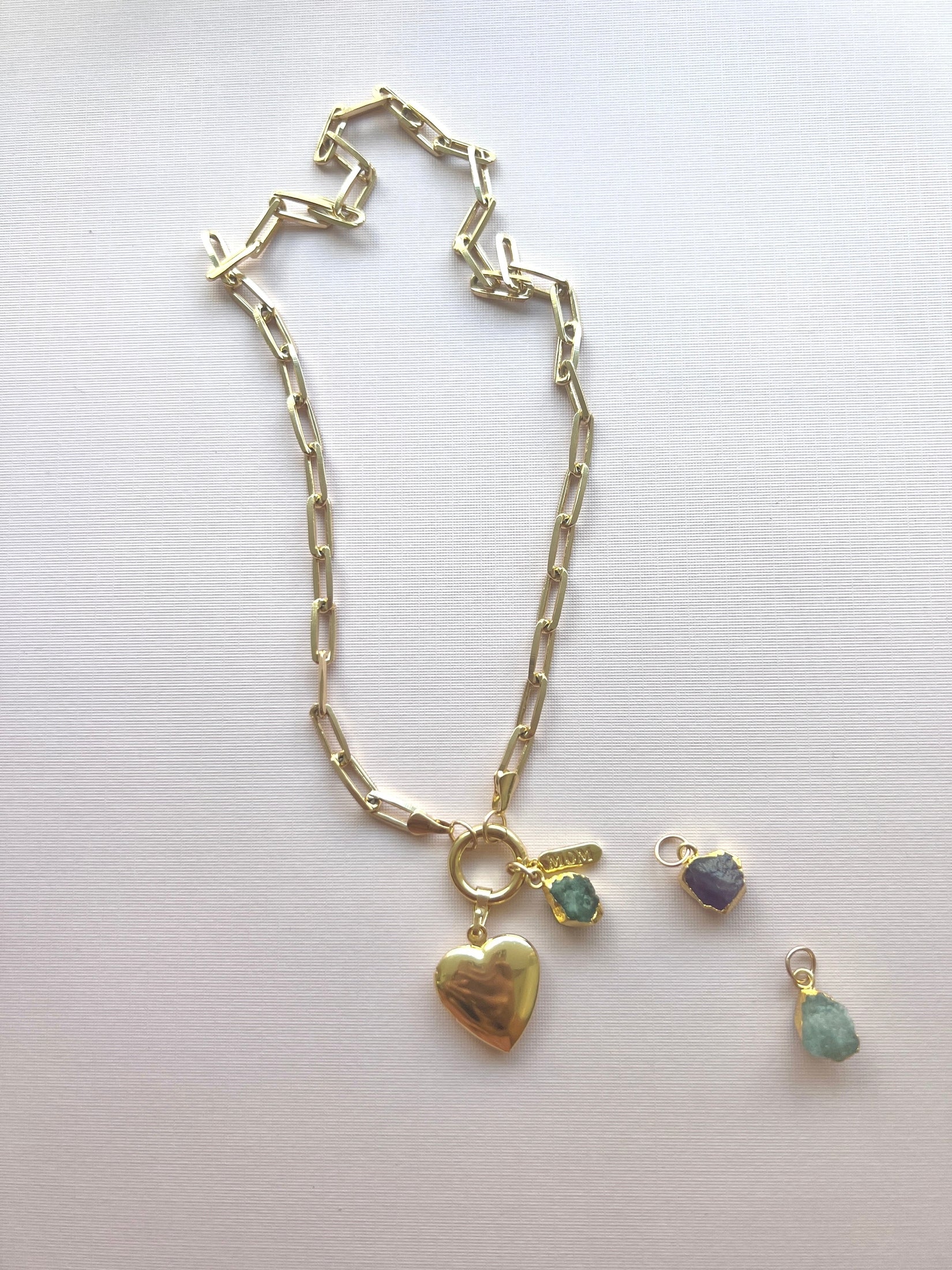 Mom Heart Locket Necklace with custom birthstones Necklaces