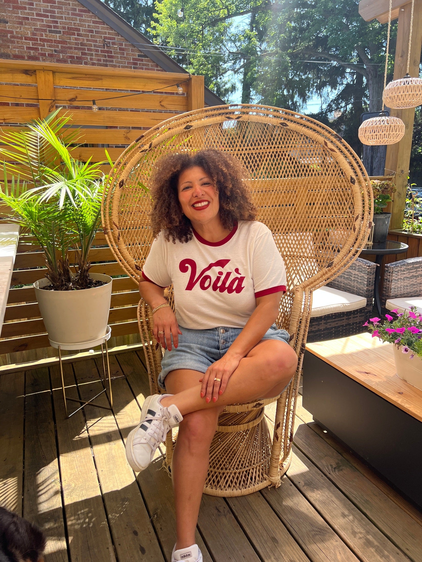 New Voilà Vintage Graphic Tee Tops