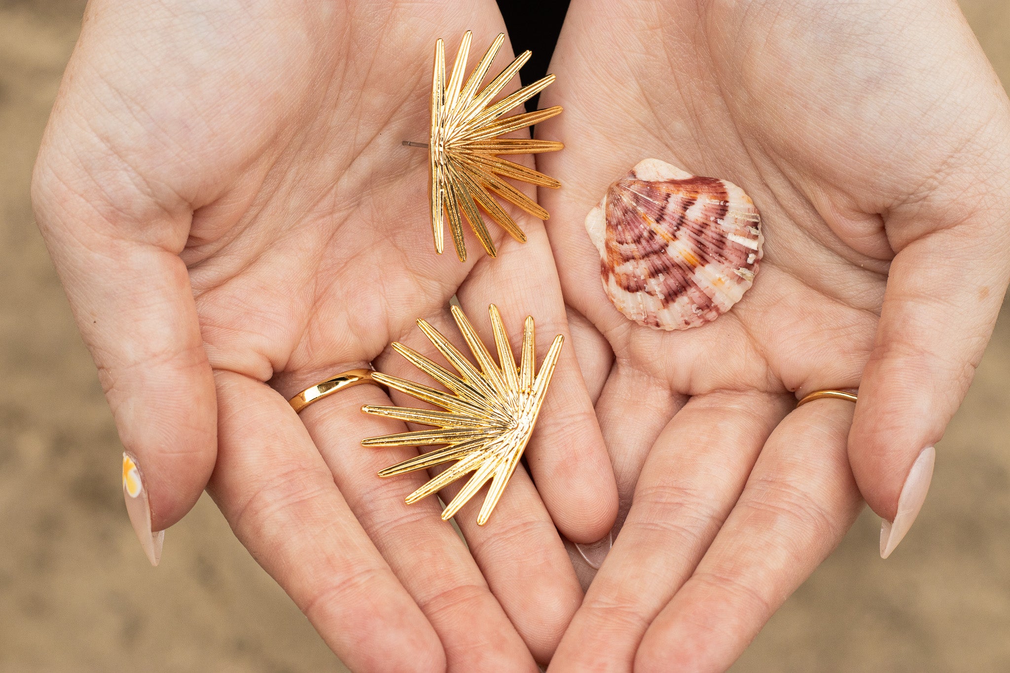 Palmier Studs Earrings
