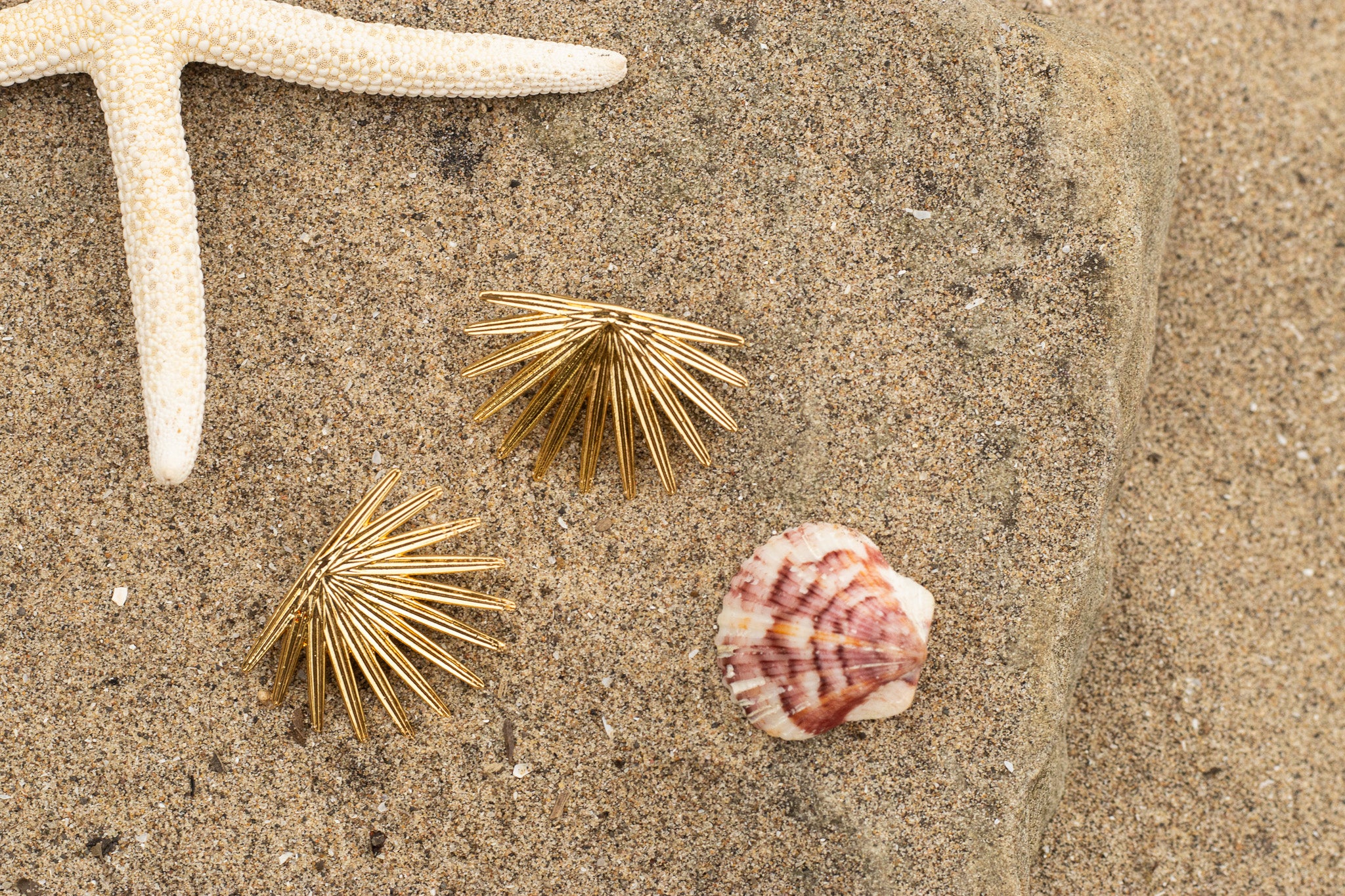 Palmier Studs Earrings