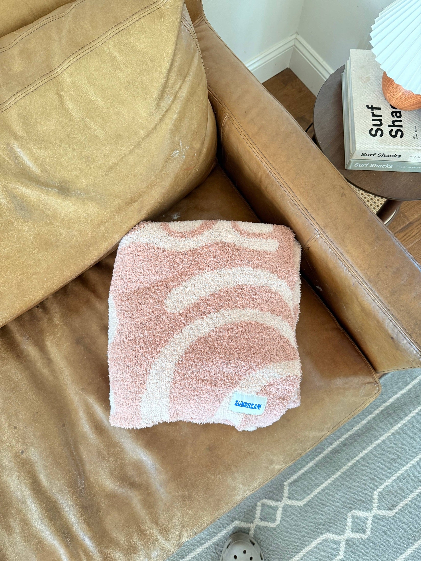 Sundream - Hanalei Plush Throw - Island Blush