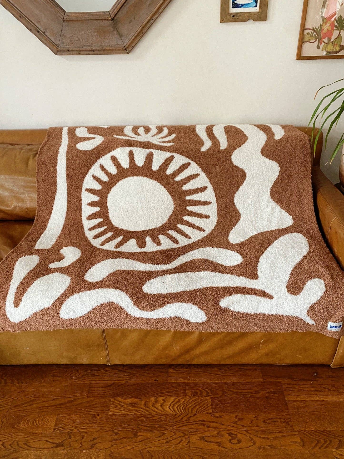 Sundream - Paradise Plush Throw - Raw Umber