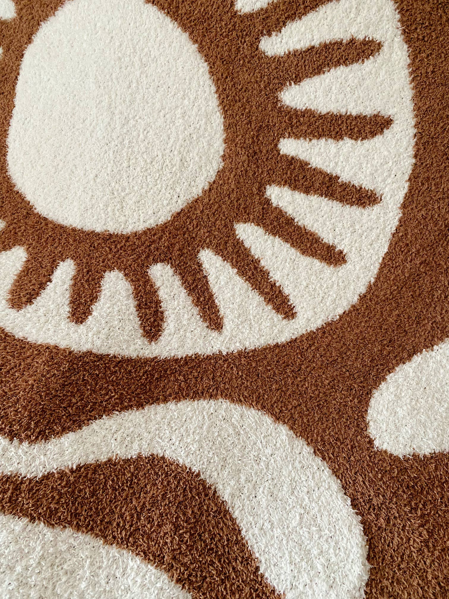 Sundream - Paradise Plush Throw - Raw Umber