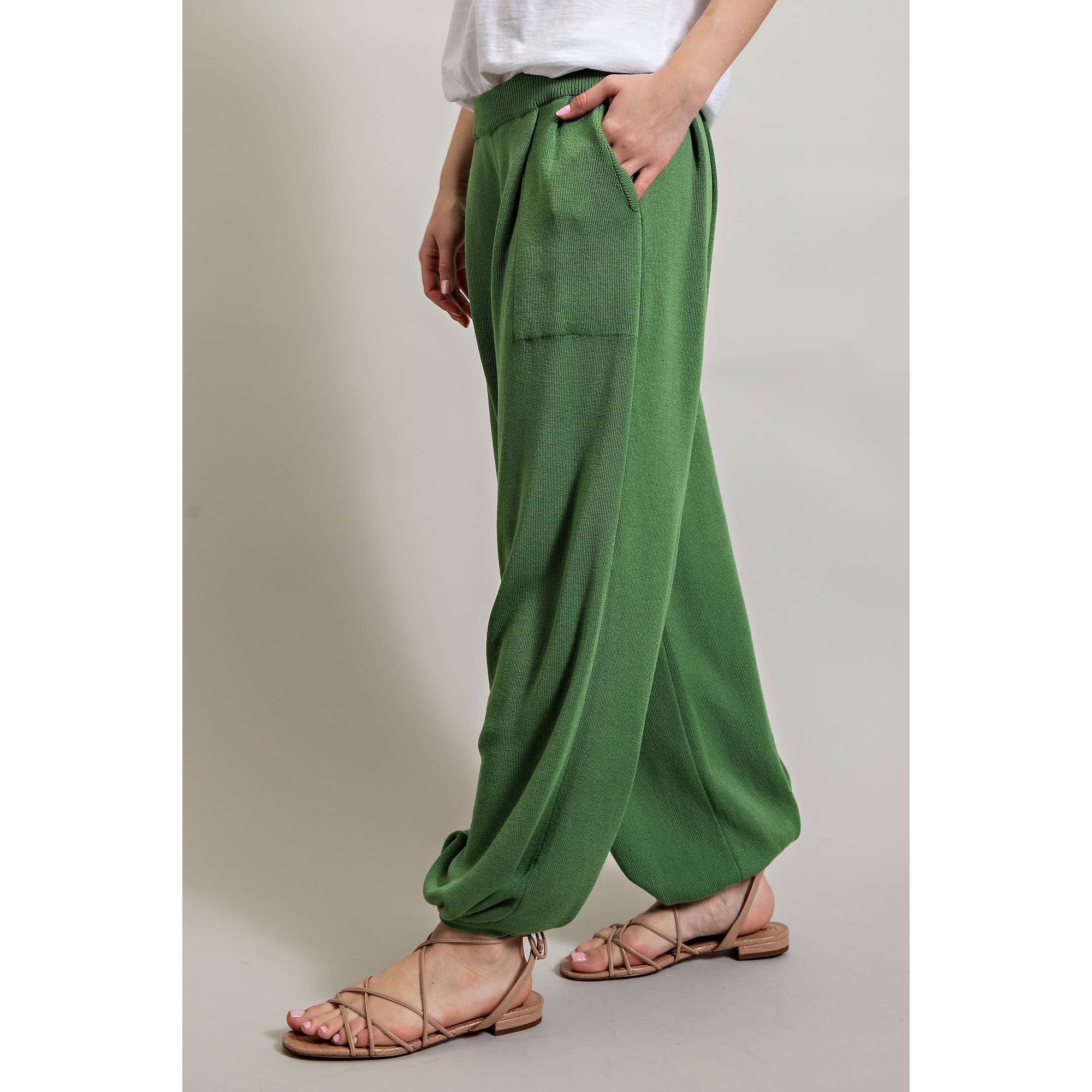 Sweet Generis - SWEATER TAPERED RELAXED FIT PANTS