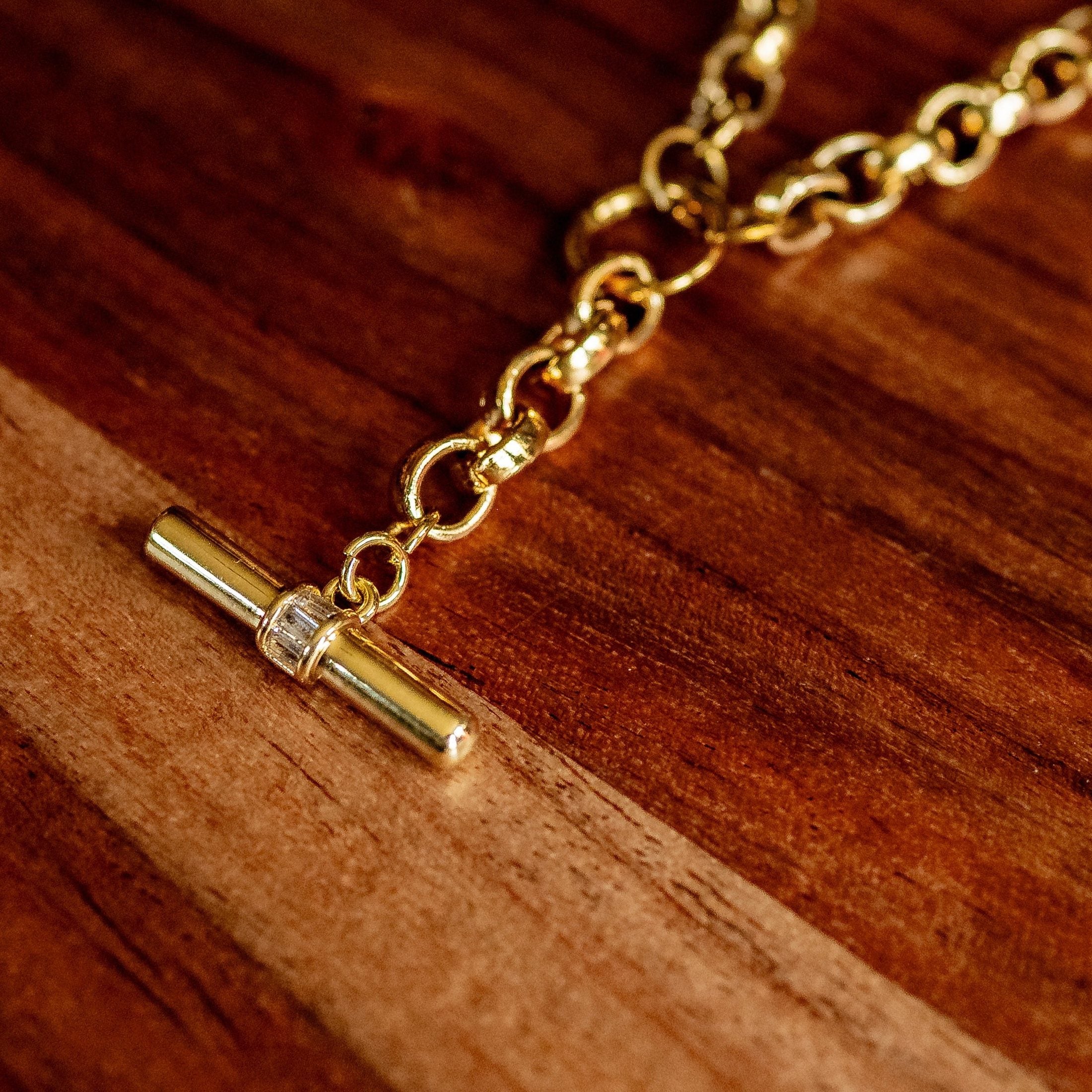 Taylor T-Bar Necklace Necklaces