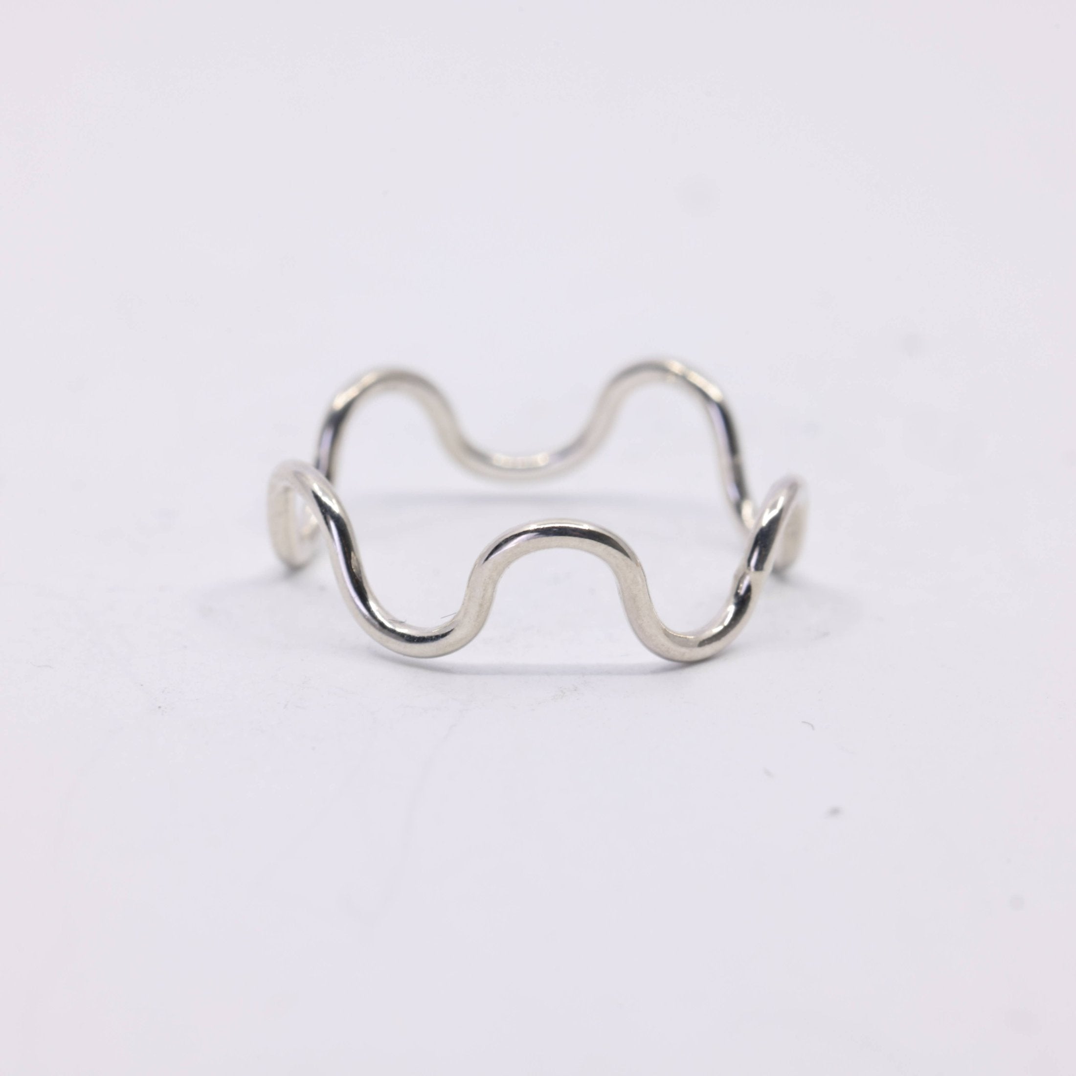 Wiggle Ring in Gold or Silver Rings