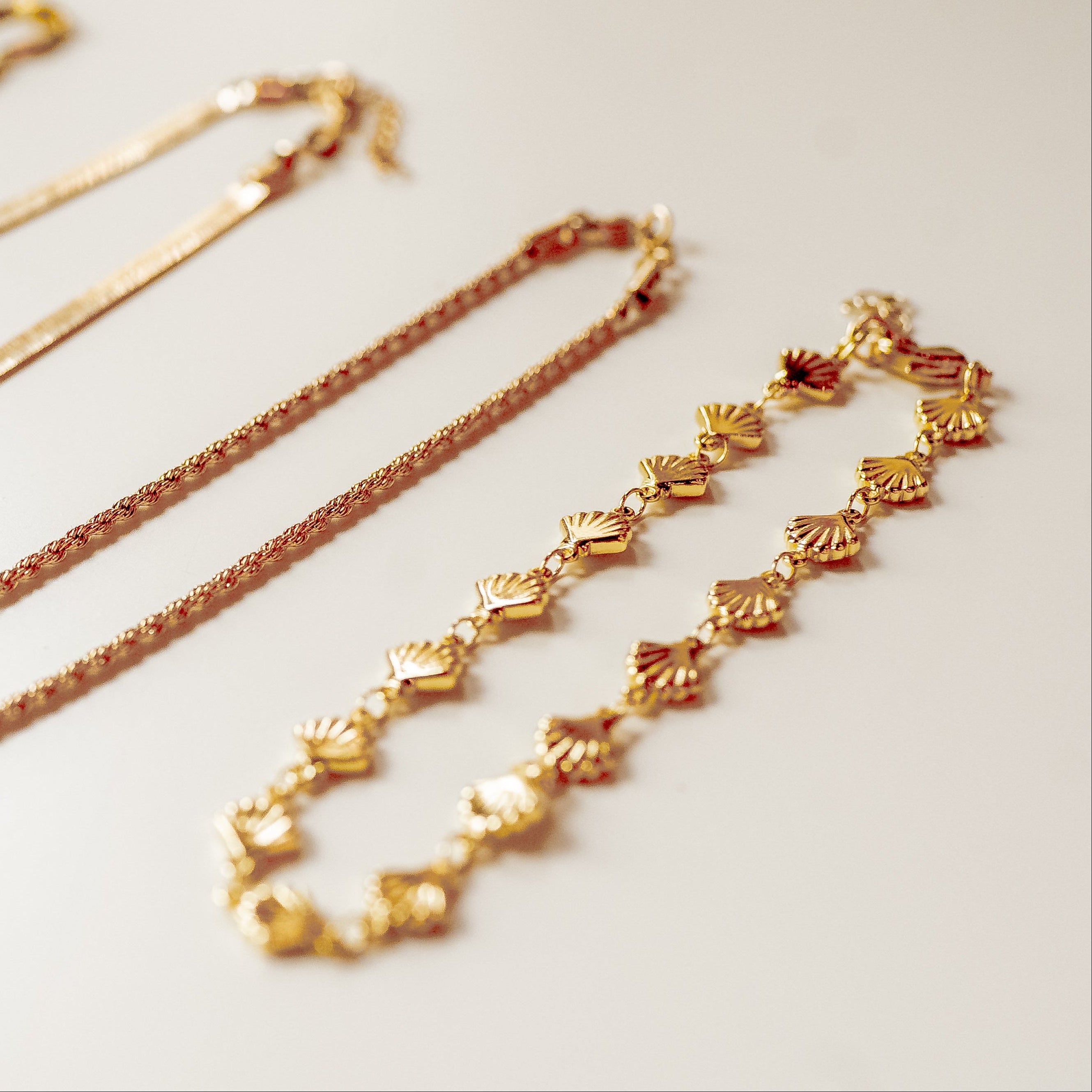 18k Gold Filled Scallop Anklet