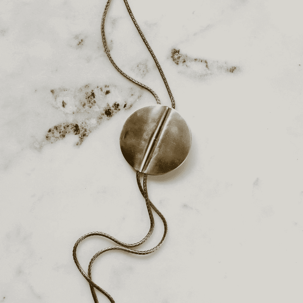 Nouvelle Lune Bolo Necklaces