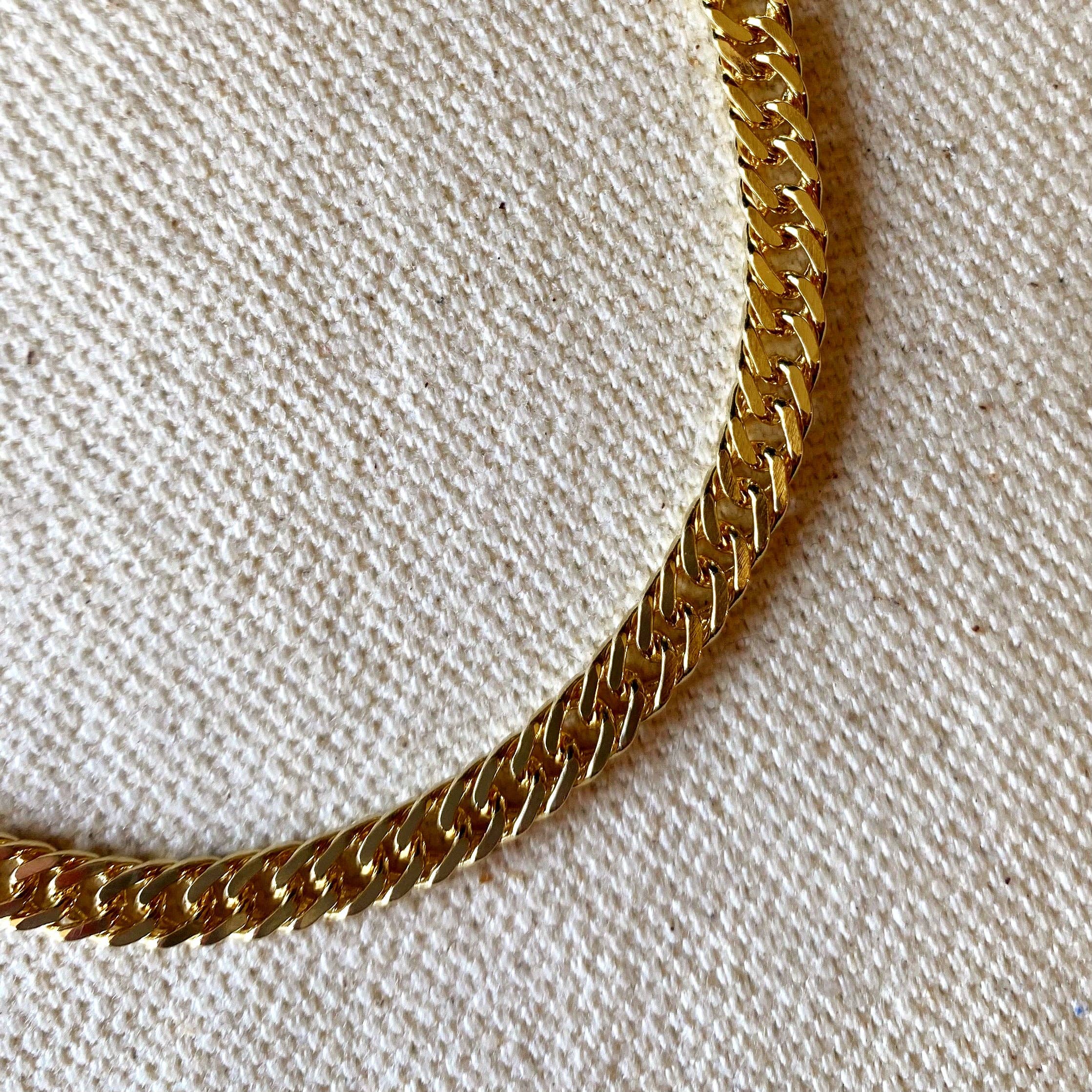 Dainty Curb Chain Bracelet