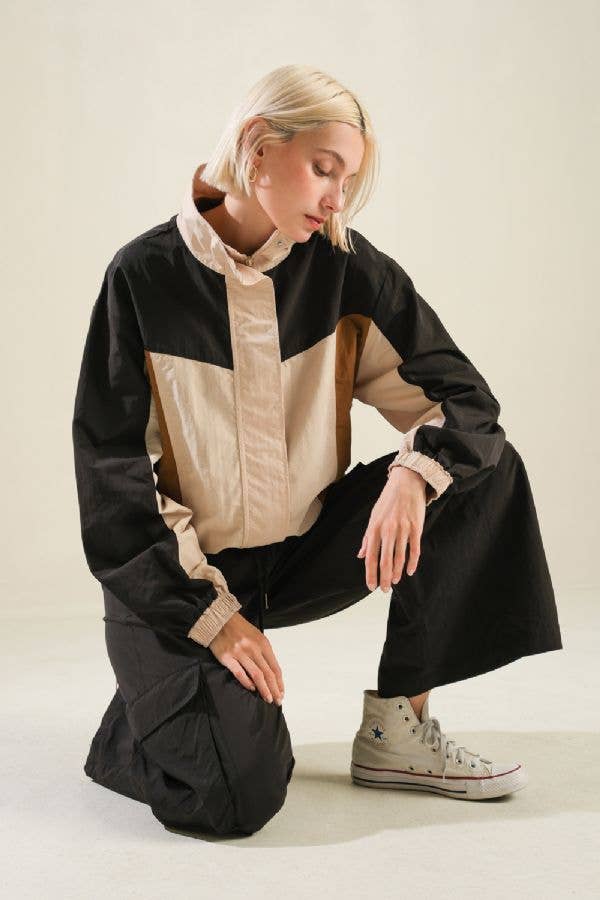 A Woven Colorblock Windbreaker Jackets