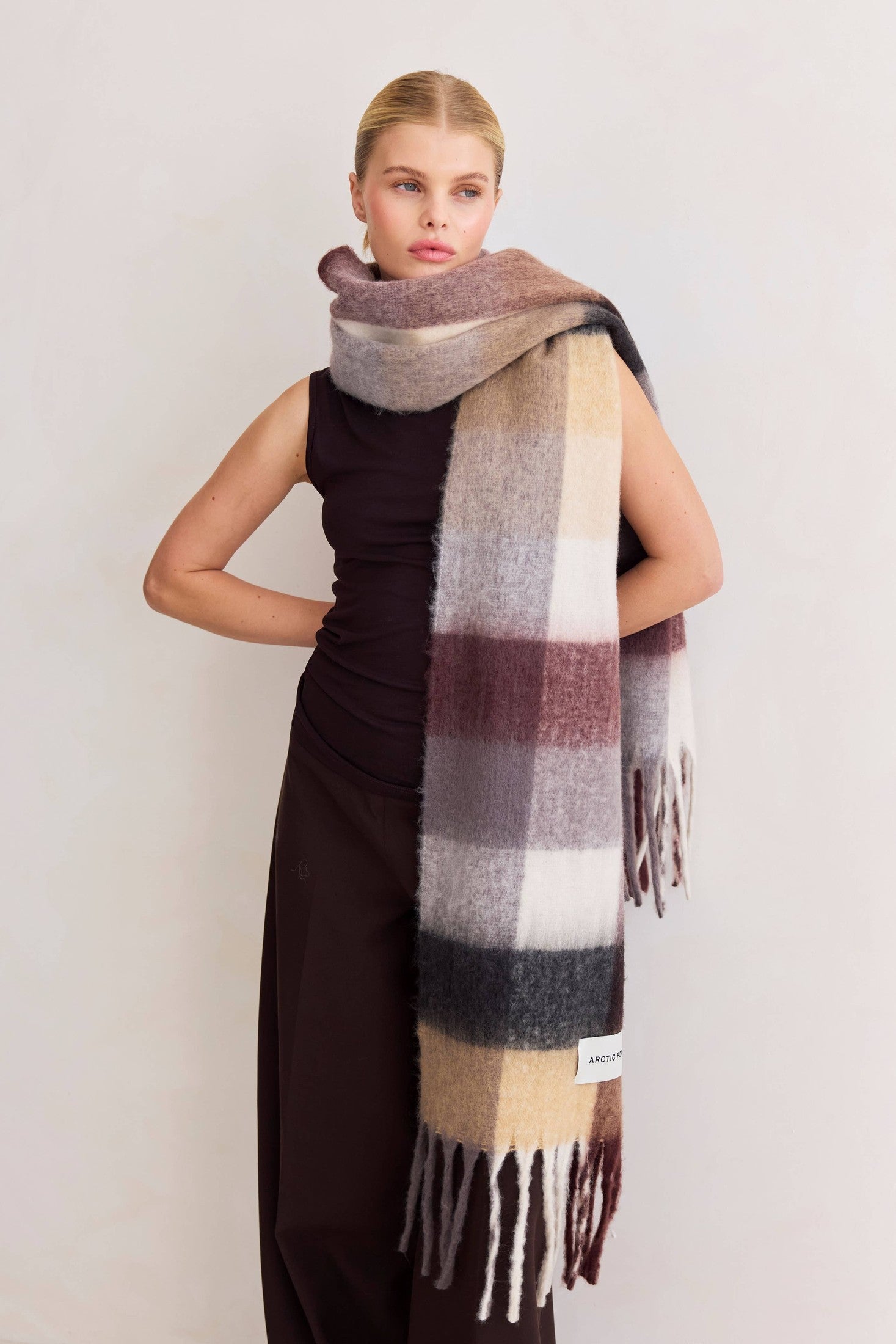 Arctic Fox & Co. - North America - The Reykjavik Scarf - 100% Recycled - Purple/Brown - FW25 