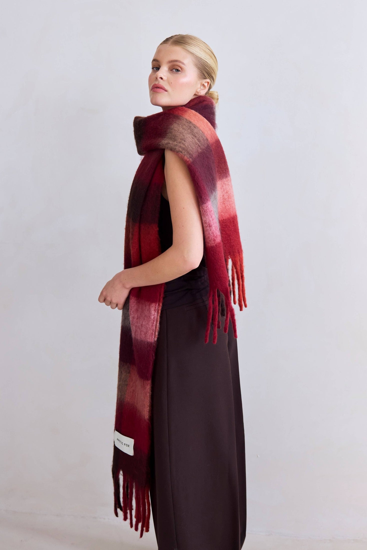 Arctic Fox & Co. - North America - The Reykjavik Scarf - 100% Recycled - Burgundy check - FW25 