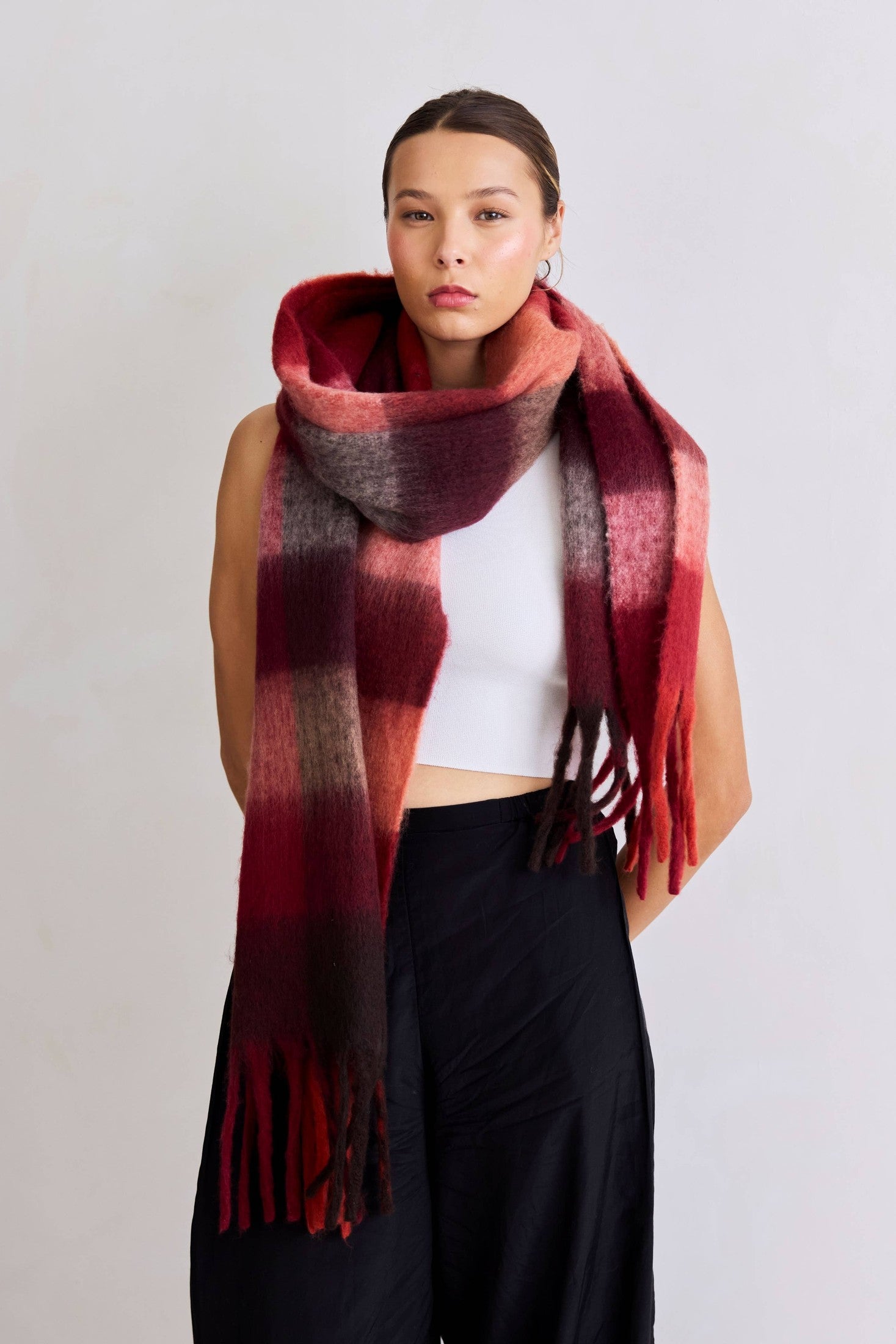 Arctic Fox & Co. - North America - The Reykjavik Scarf - 100% Recycled - Burgundy check - FW25 