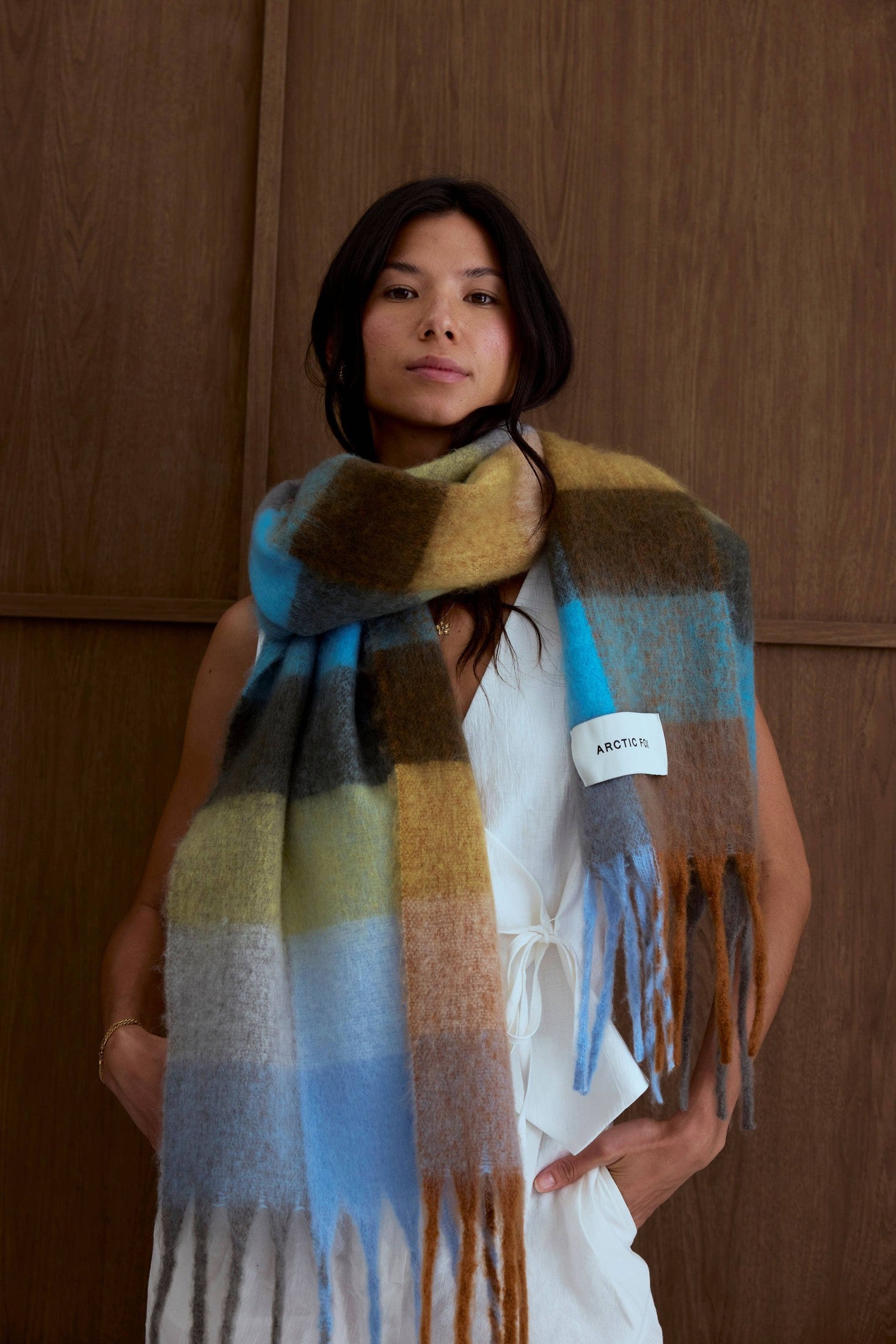 Arctic Fox & Co. - North America - The Reykjavik Scarf - 100% Recycled - Blue/Orange - FW25 