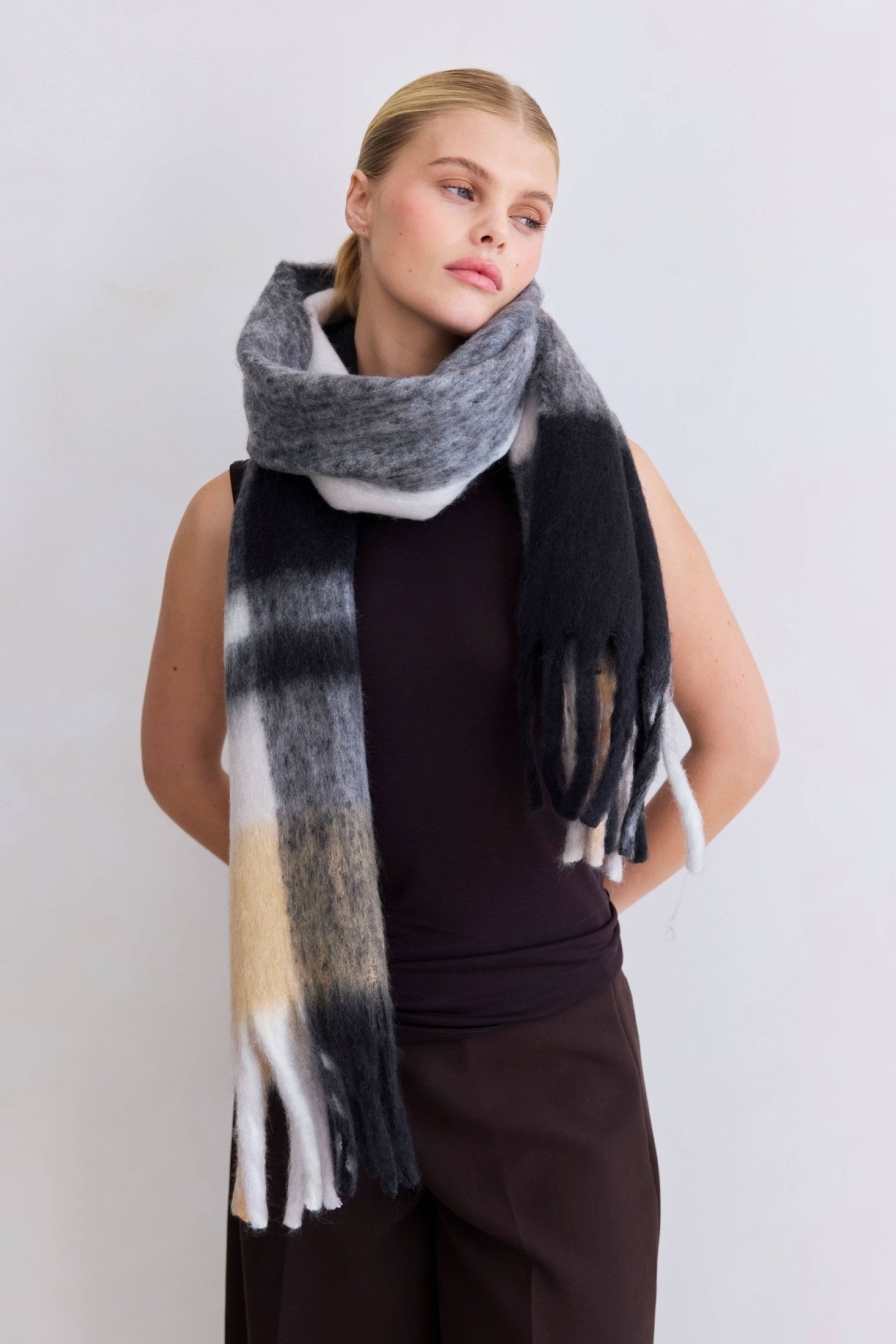 Arctic Fox & Co. - North America - The Stockholm Scarf - 100% Recycled - The Arctic - FW25 