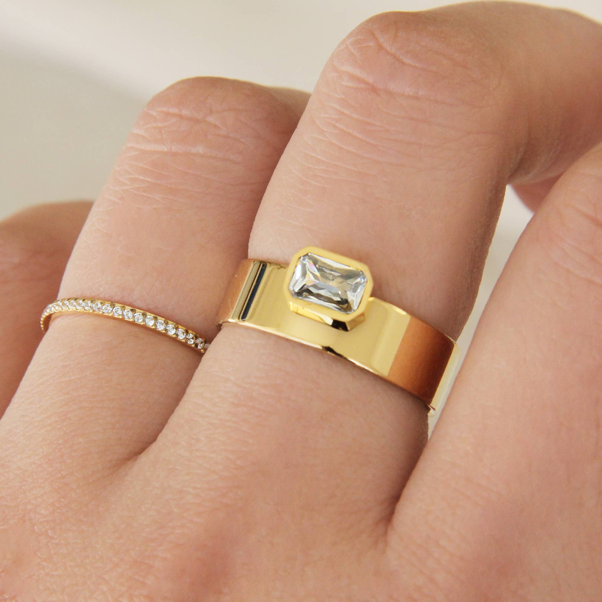Bezel Band Ring: Gold - Round Cut Rings