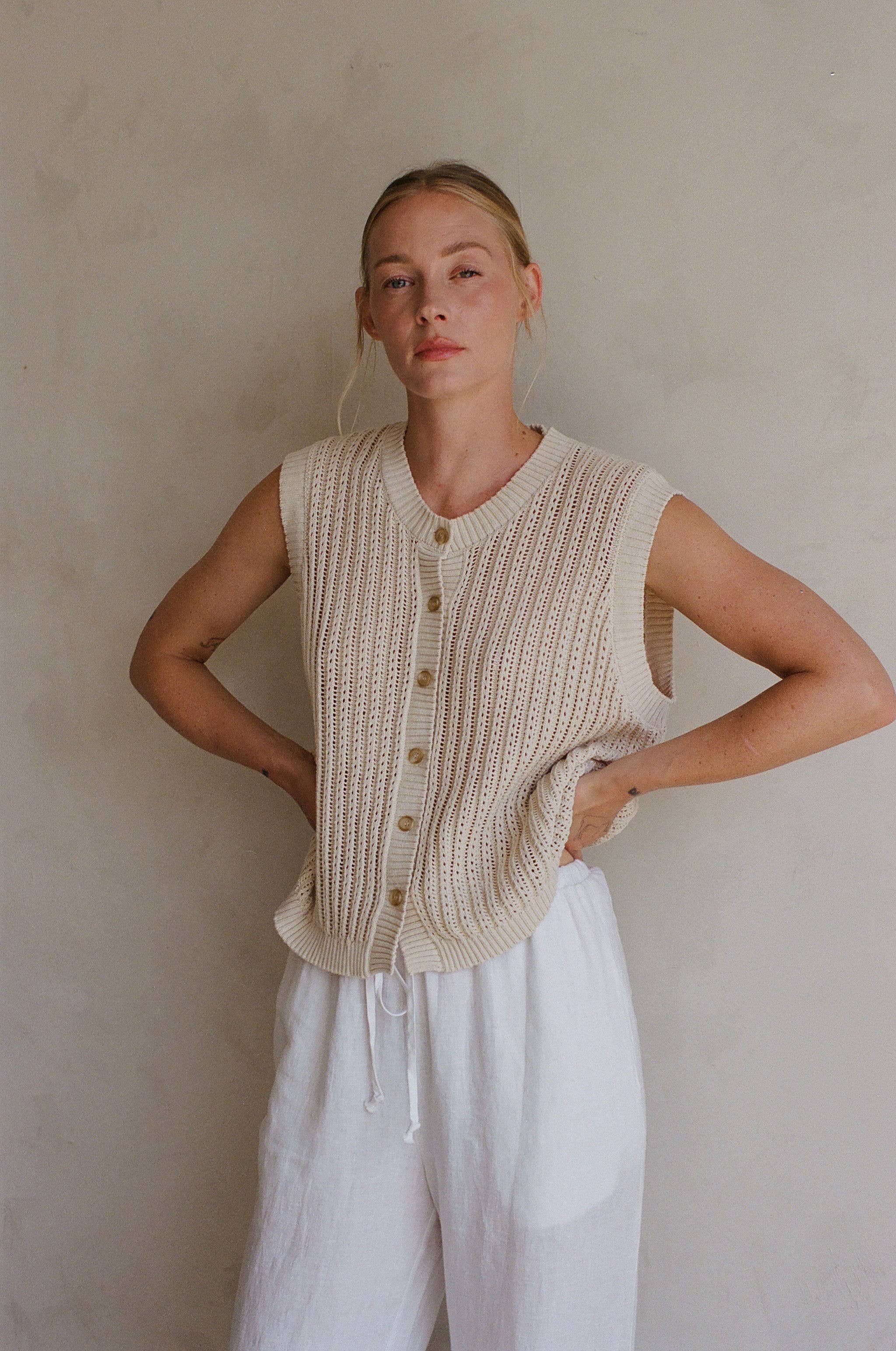 By Together - AW1054 | Knit 100% Cotton Sweater Crew Neck Buttondown Vest 