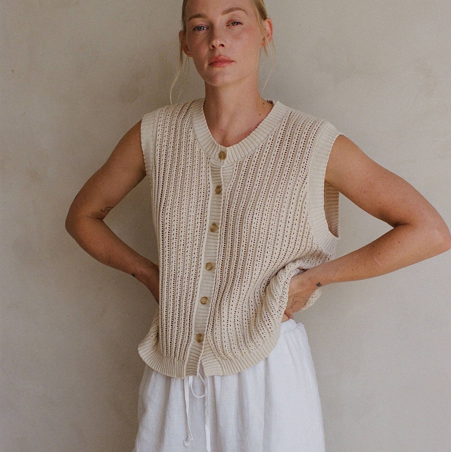 By Together - AW1054 | Knit 100% Cotton Sweater Crew Neck Buttondown Vest 