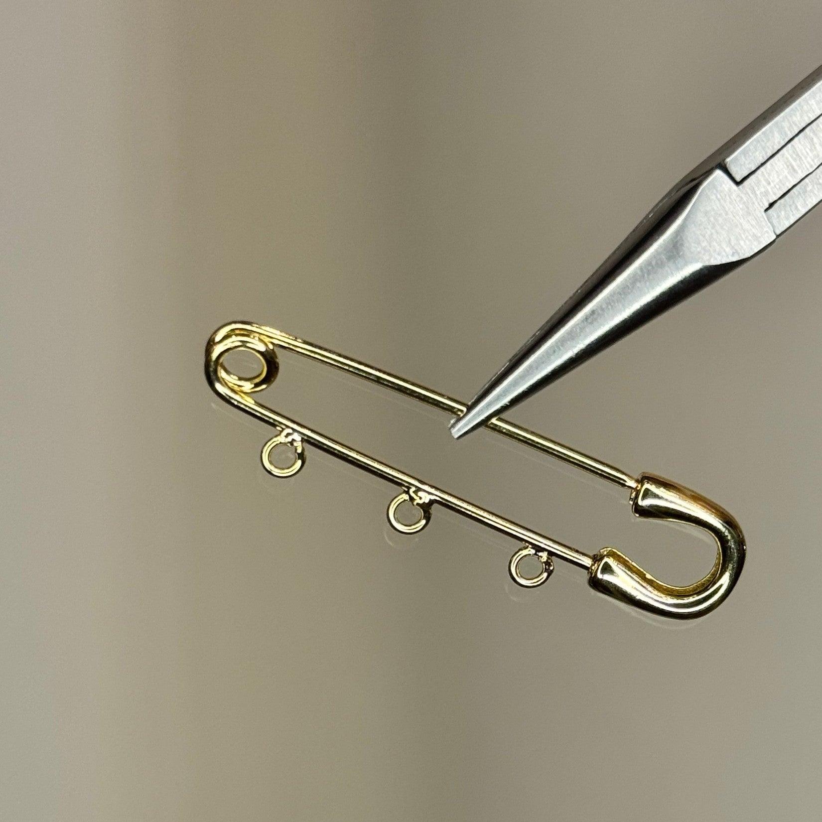 Charm Bar Safety Pins Pins