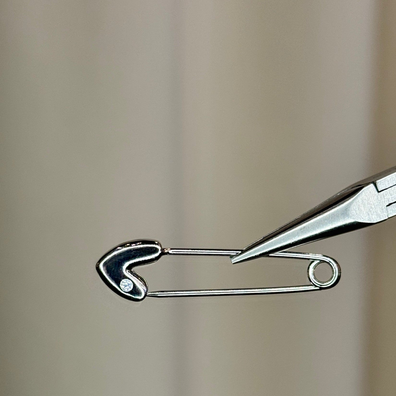 Charm Bar Safety Pins Pins
