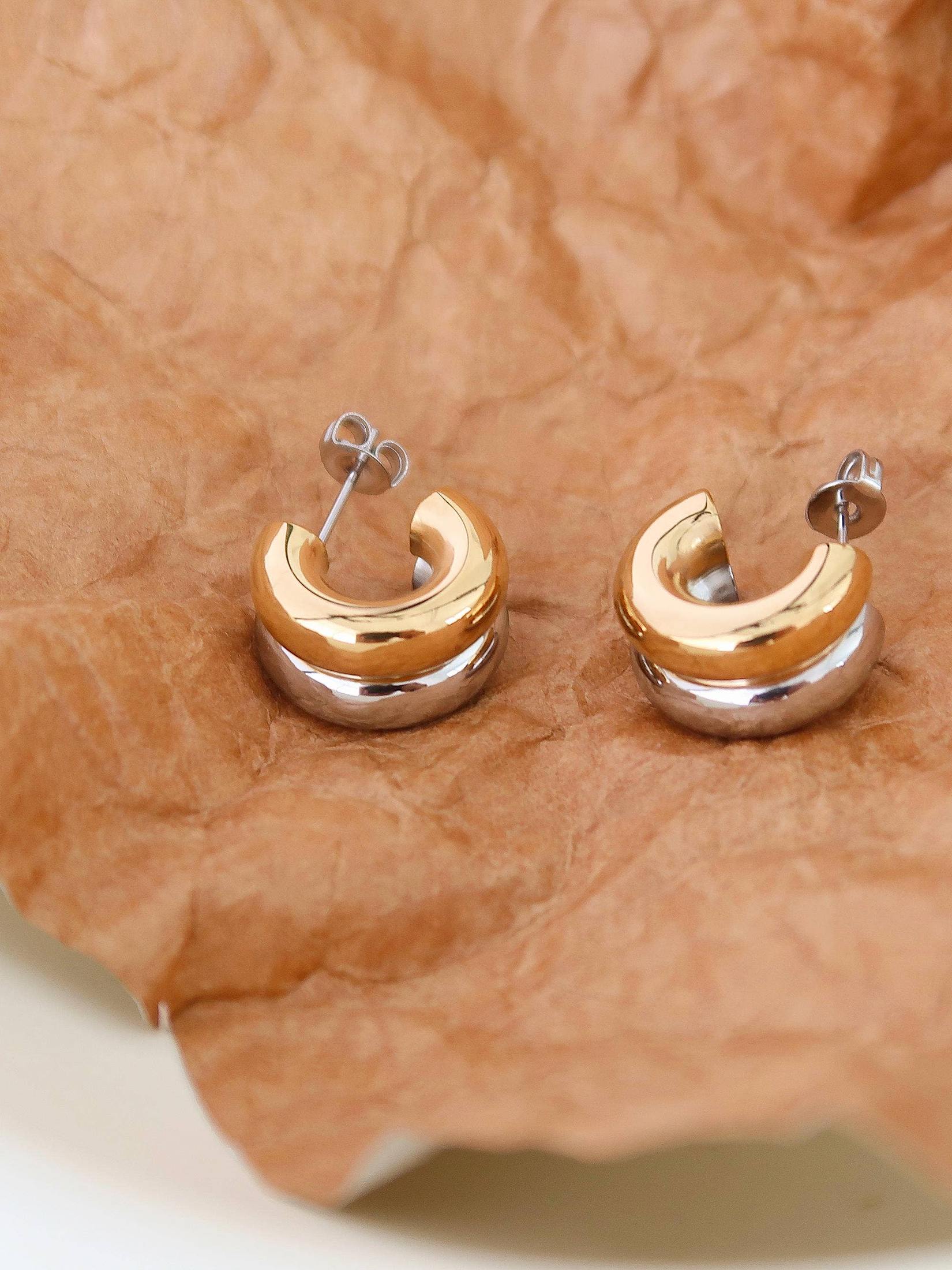 Emma Double C-Hoop Earring Earrings