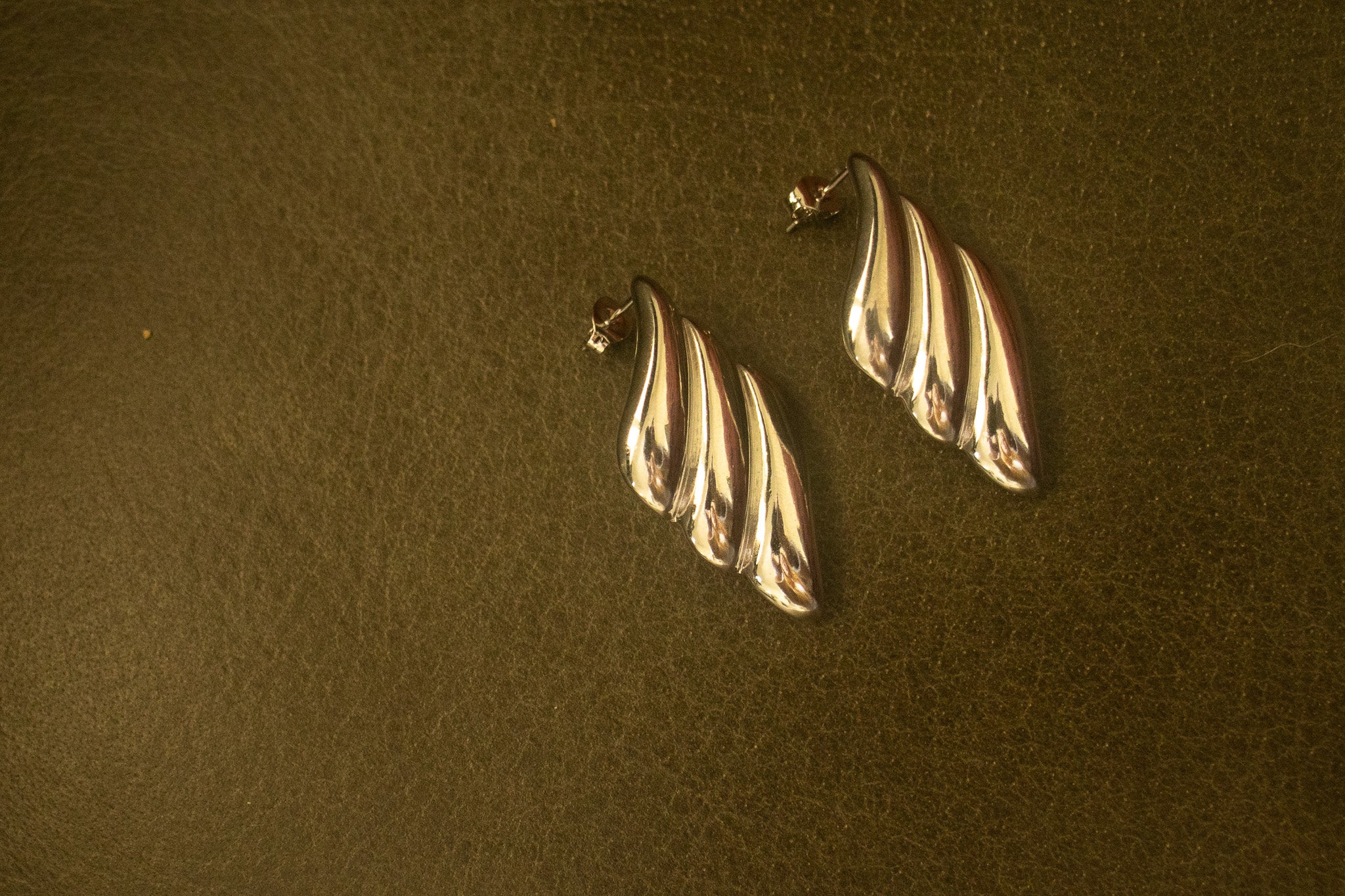 Margeaux Wave Earrings