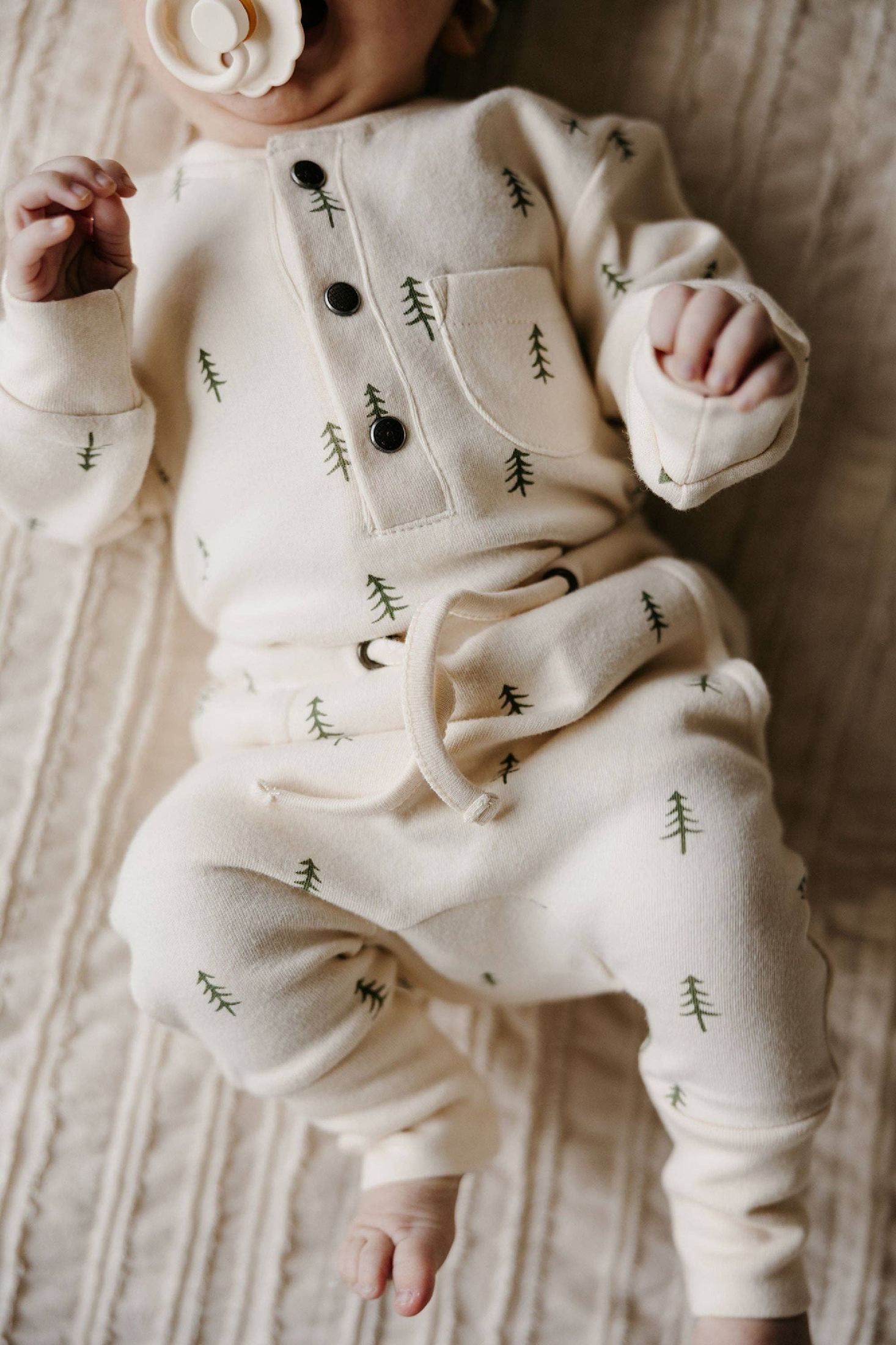 L'ovedbaby - Buttercream Tree | Organic Henley Sweatshirt & Jogger Set 