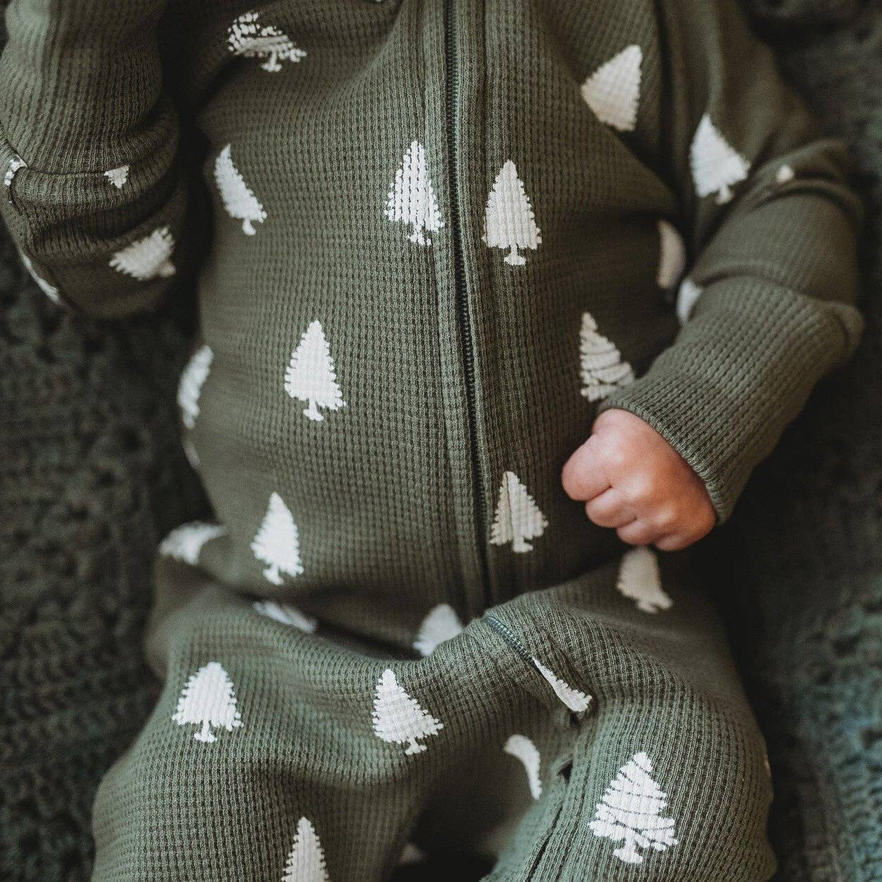 L'ovedbaby - Frosty Pine | Holiday Thermal Zipper Footie & Cap Set 