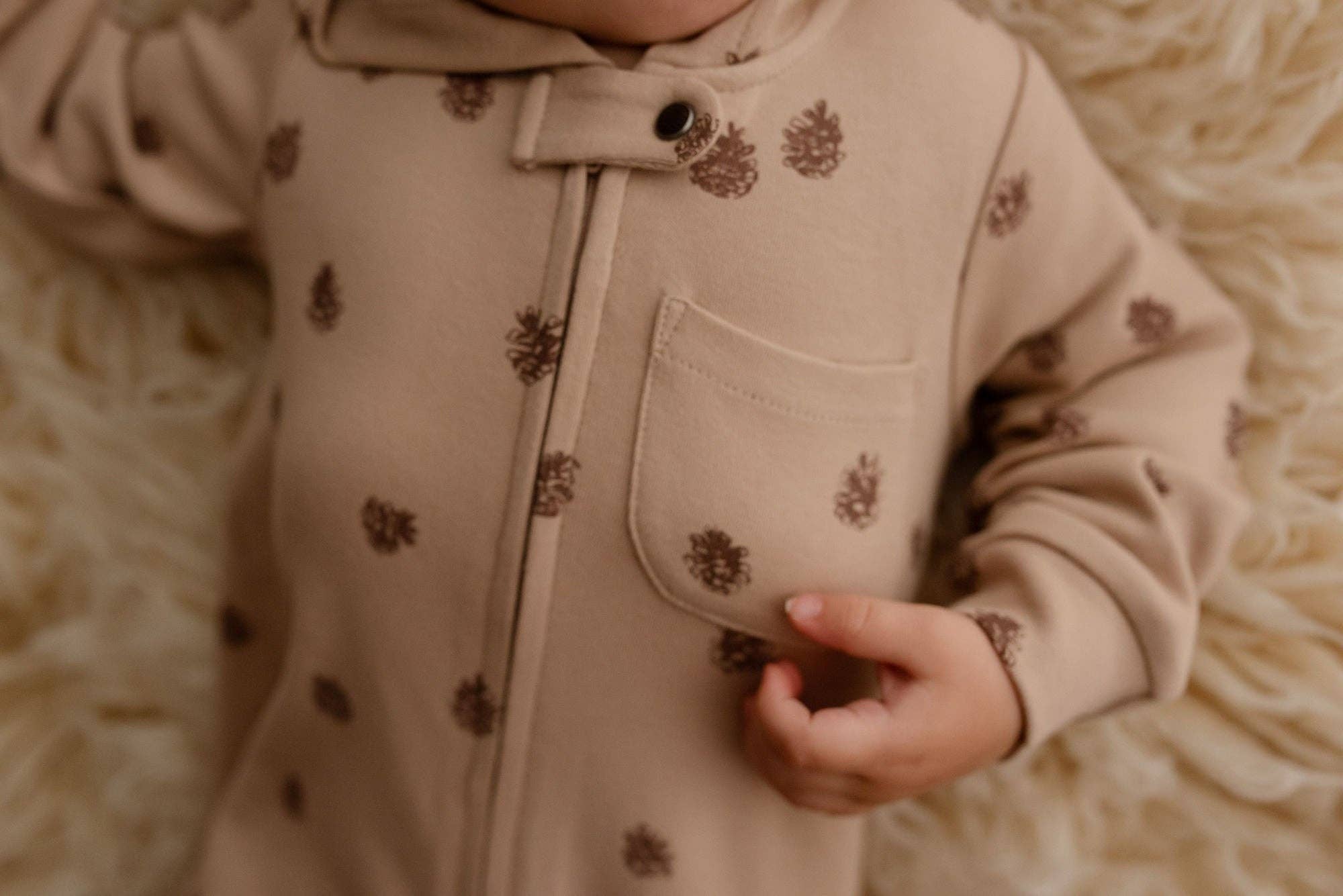 L'ovedbaby - Oatmeal Pinecone | Organic Zipper Romper 