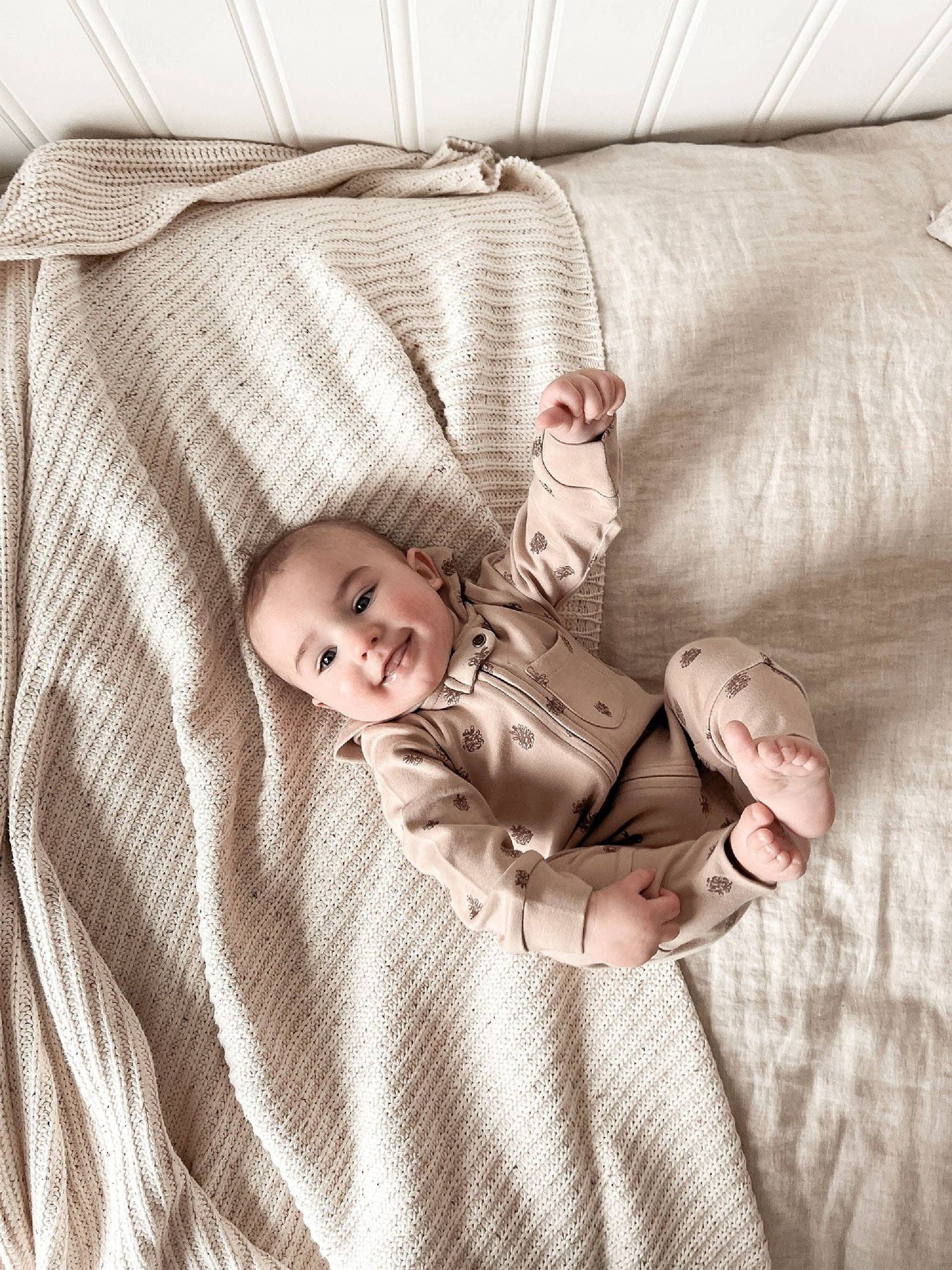 L'ovedbaby - Oatmeal Pinecone | Organic Zipper Romper 