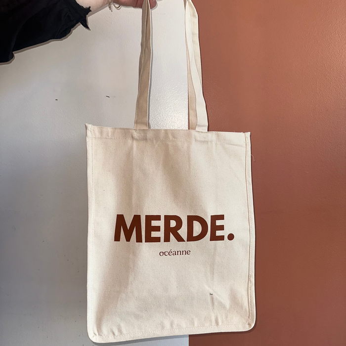 Merde. Tote