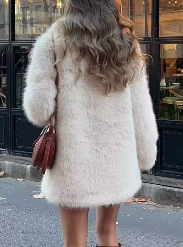 Rosa Clothing - Stylish Loose Midi Faux Fur Coat 