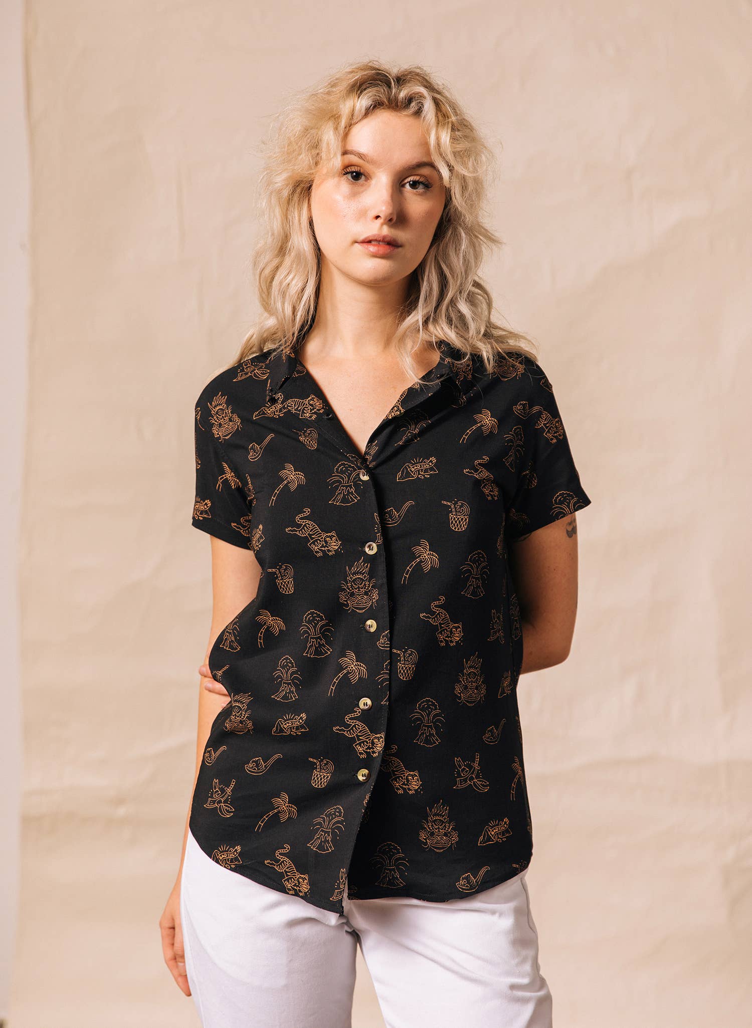 Spicy Noods Unisex Button Down Unisex Tops